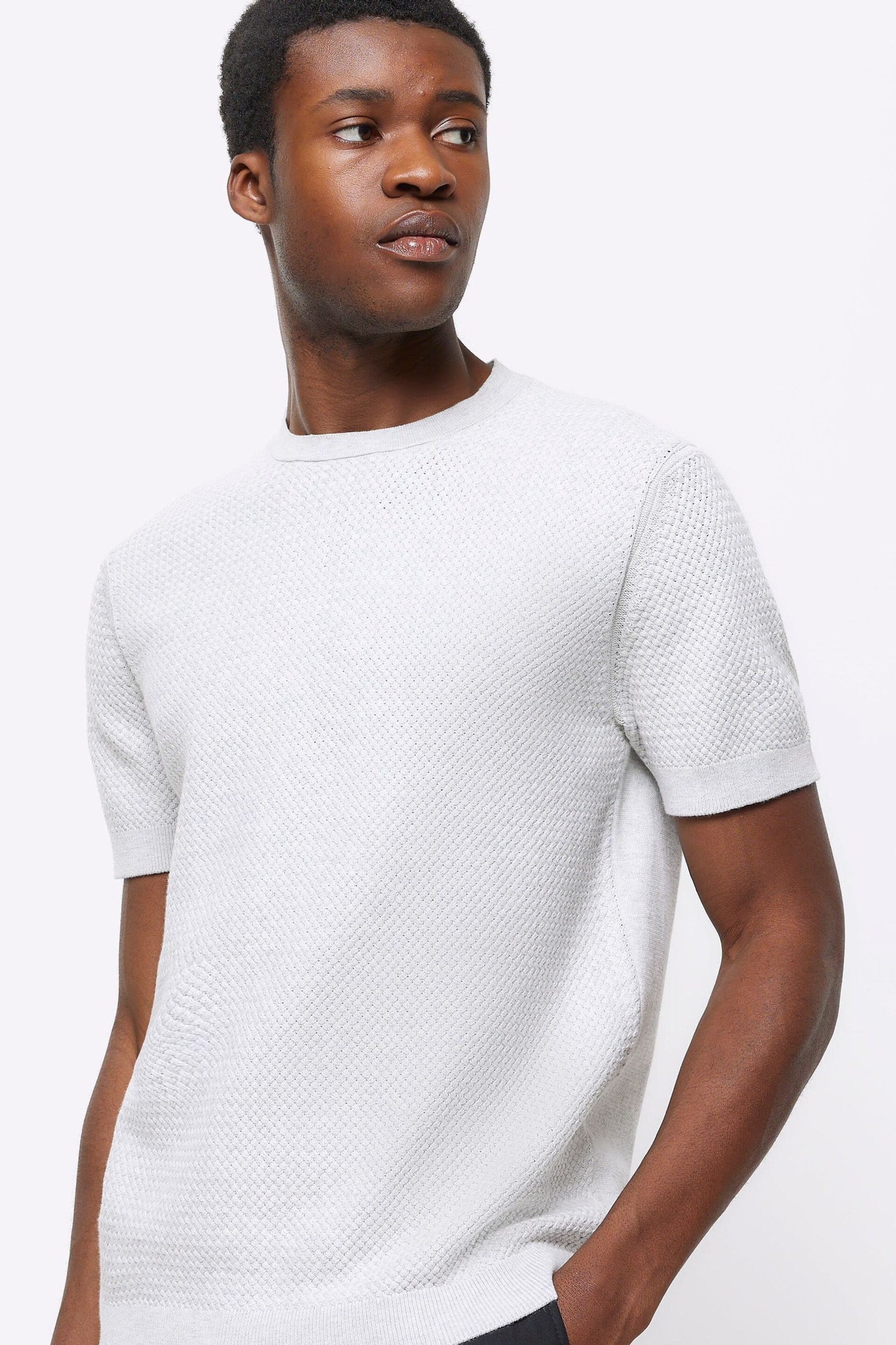 River Island Grey Textured Knitted T-Shirt - Image 3 of 4