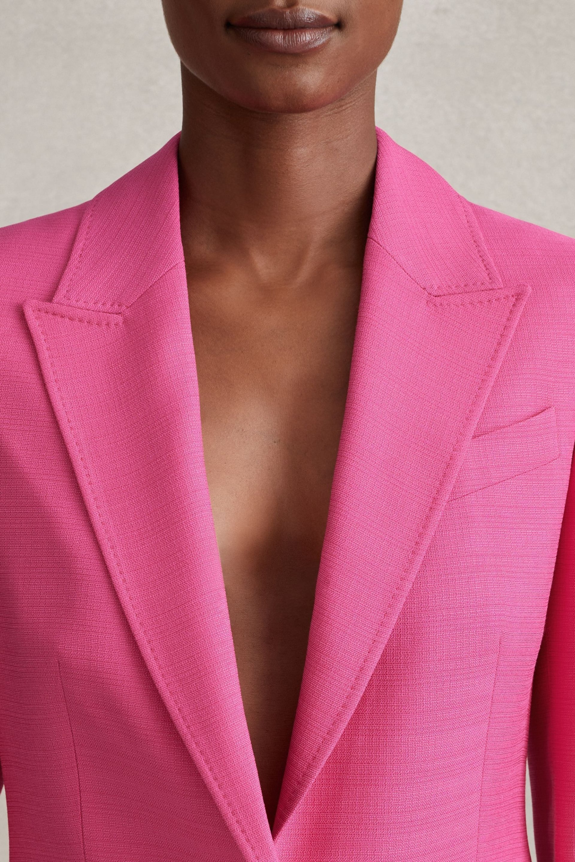 Reiss Pink Hewey Petite Tailored Textured Single Breasted Suit: Blazer - Image 4 of 7