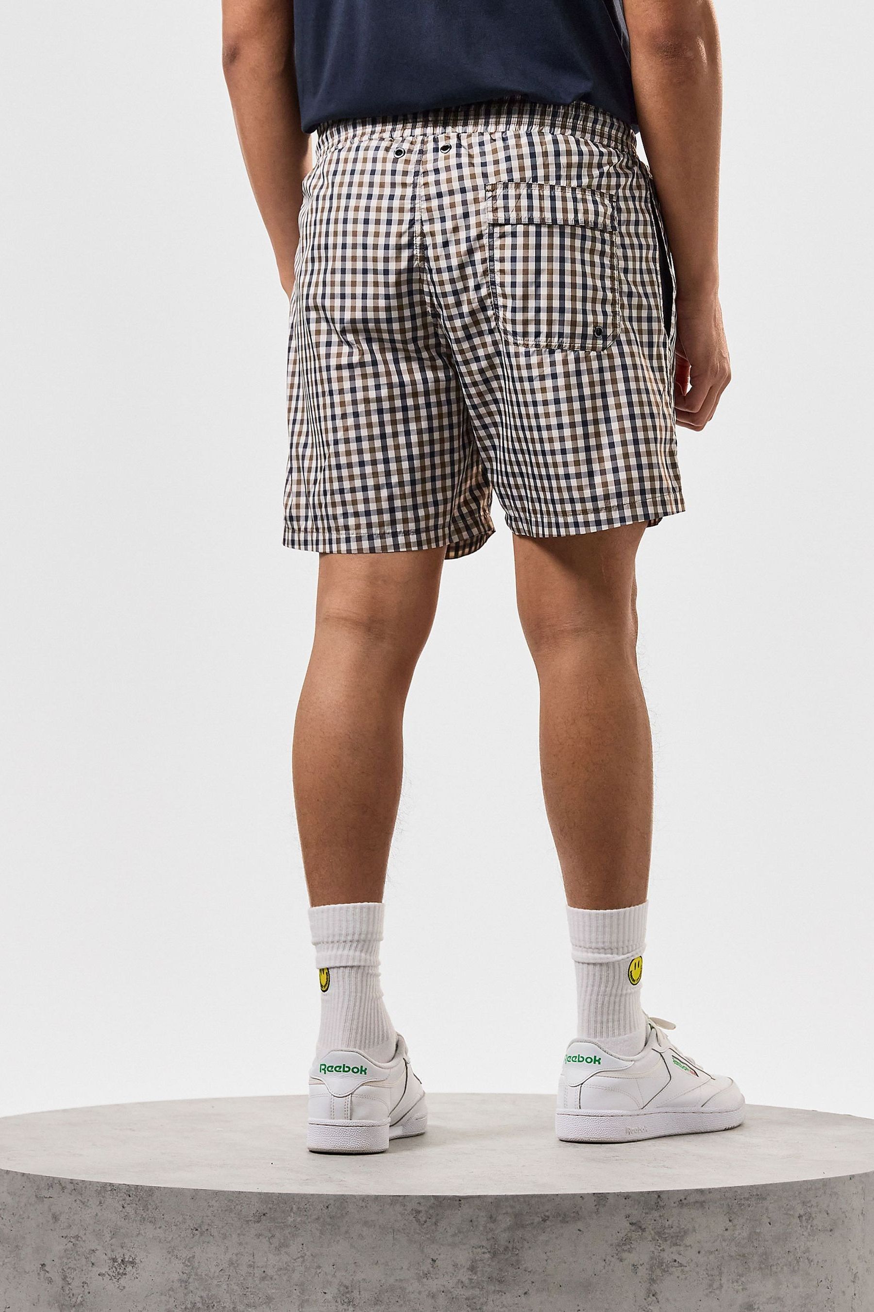 Weekend offender swim shorts top