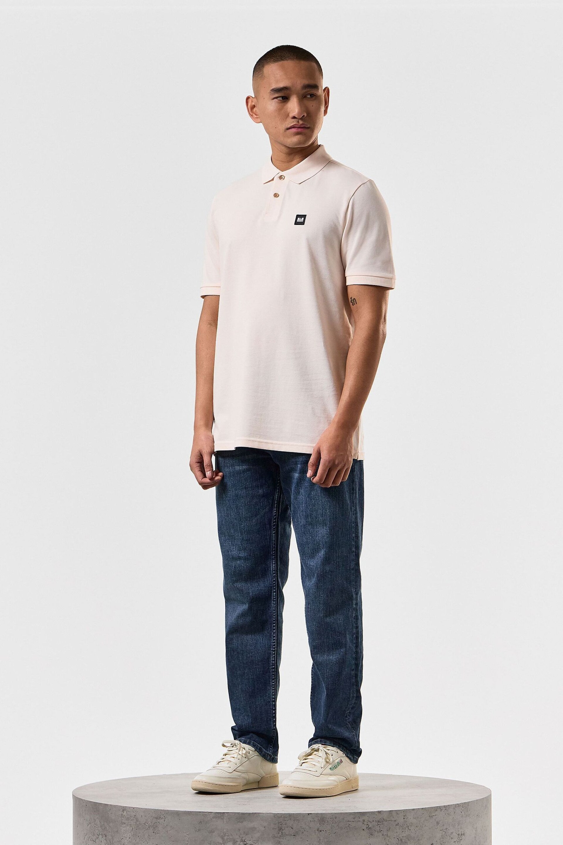 Weekend Offender Mens Caneiros Classic Badge Polo Shirt - Image 3 of 5