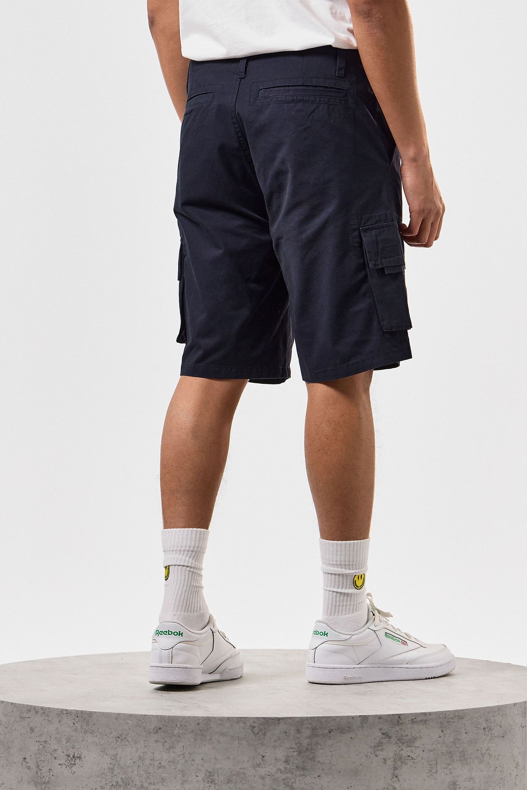 Kaufe Sie Blau Weekend Offender Mascia Cargoshorts fur Herren mit Logo aus 100 Baumwolle bei Next Deutschland