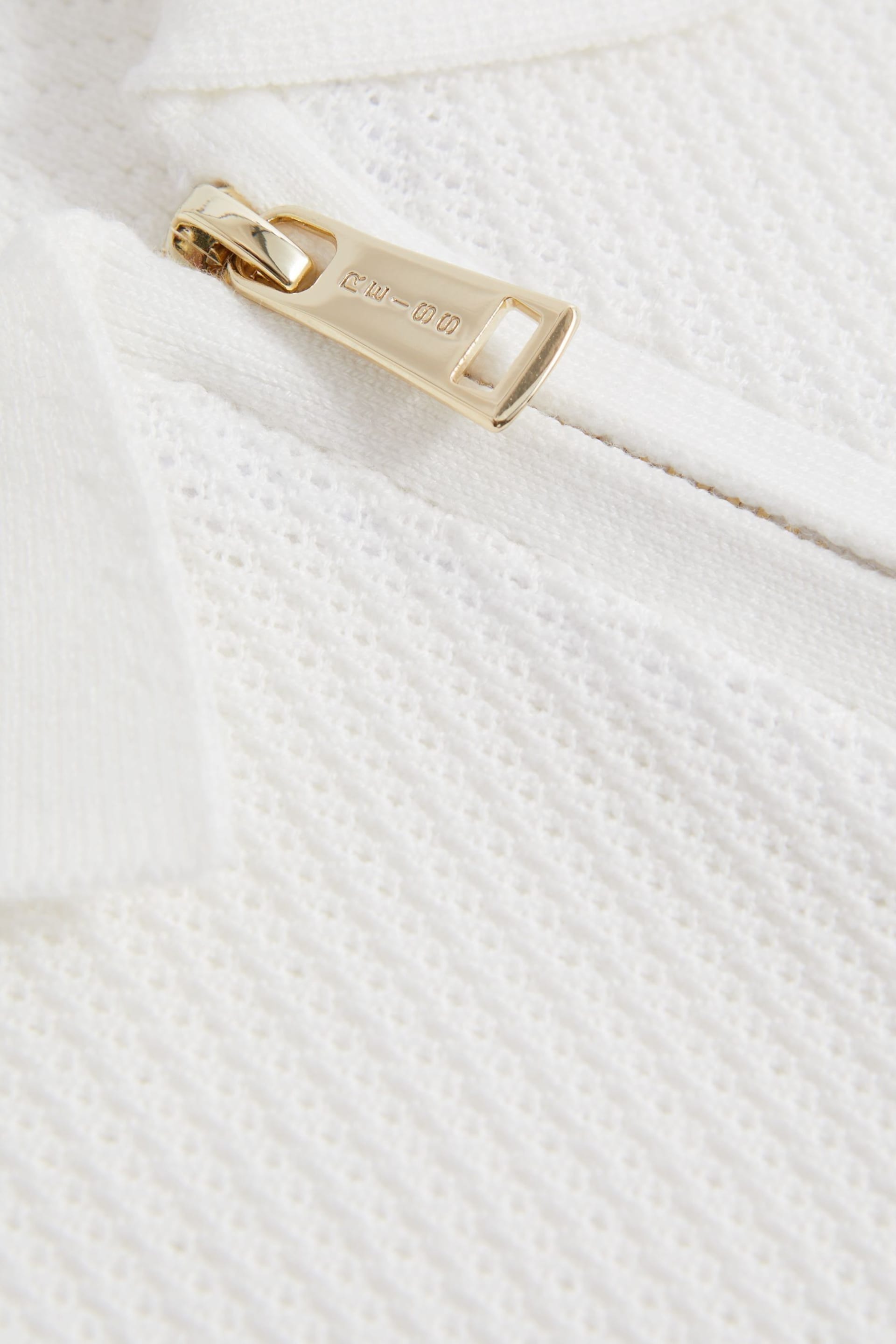 Reiss White Ivor Senior Textured Half-Zip Neck Polo Shirt - Image 5 of 5