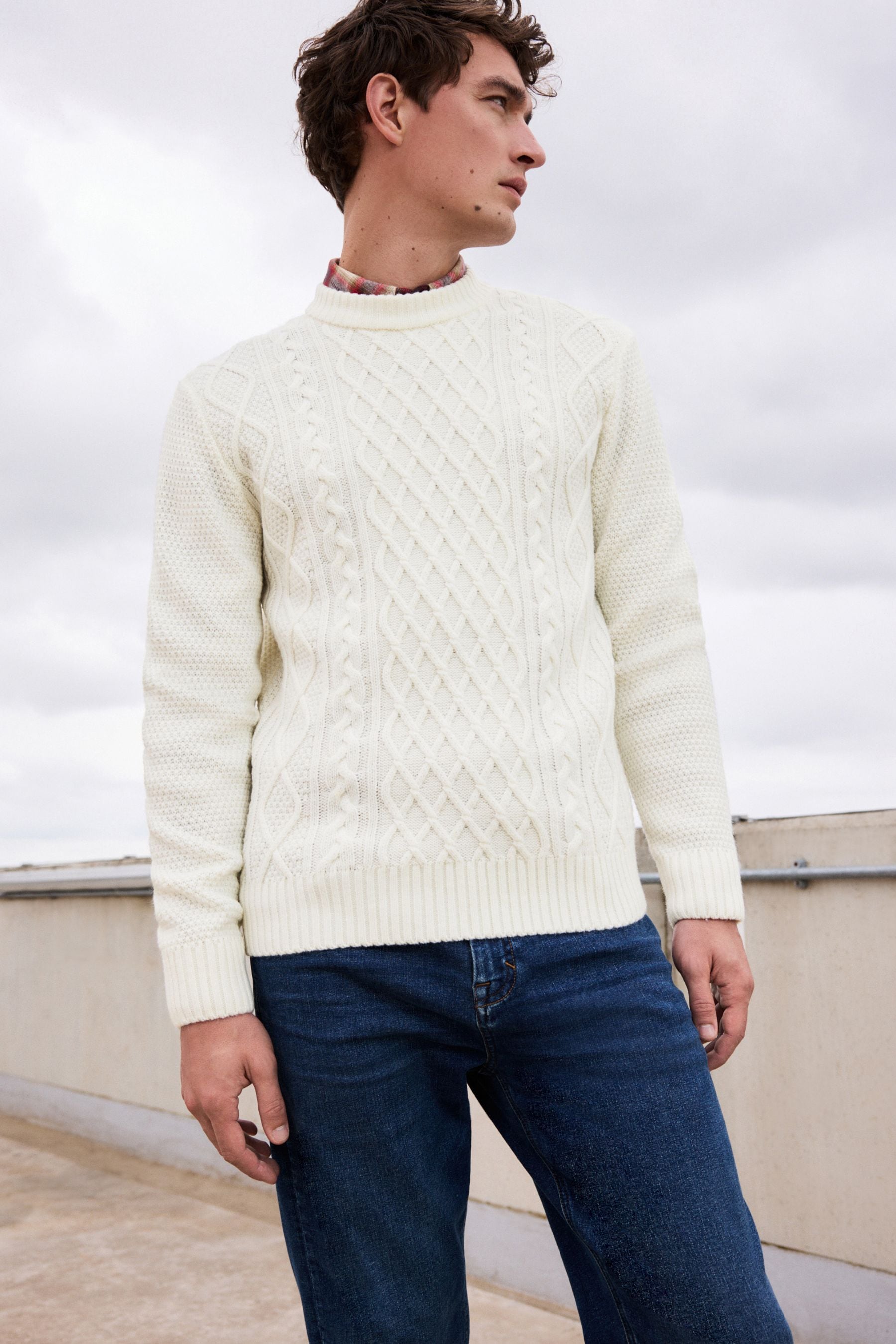 Men's white cable knit sweater shop