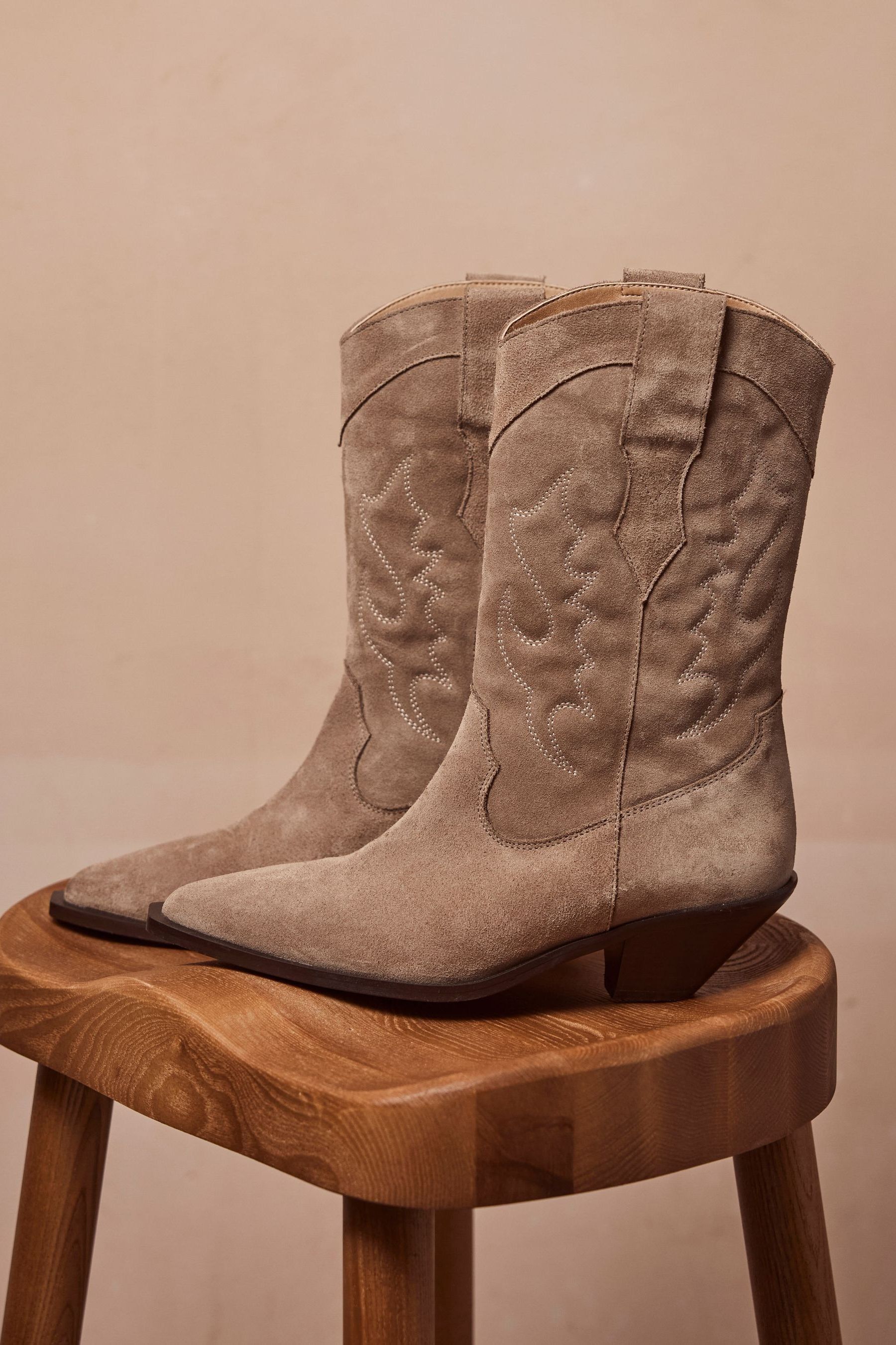 Mint cowboy boots hot sale