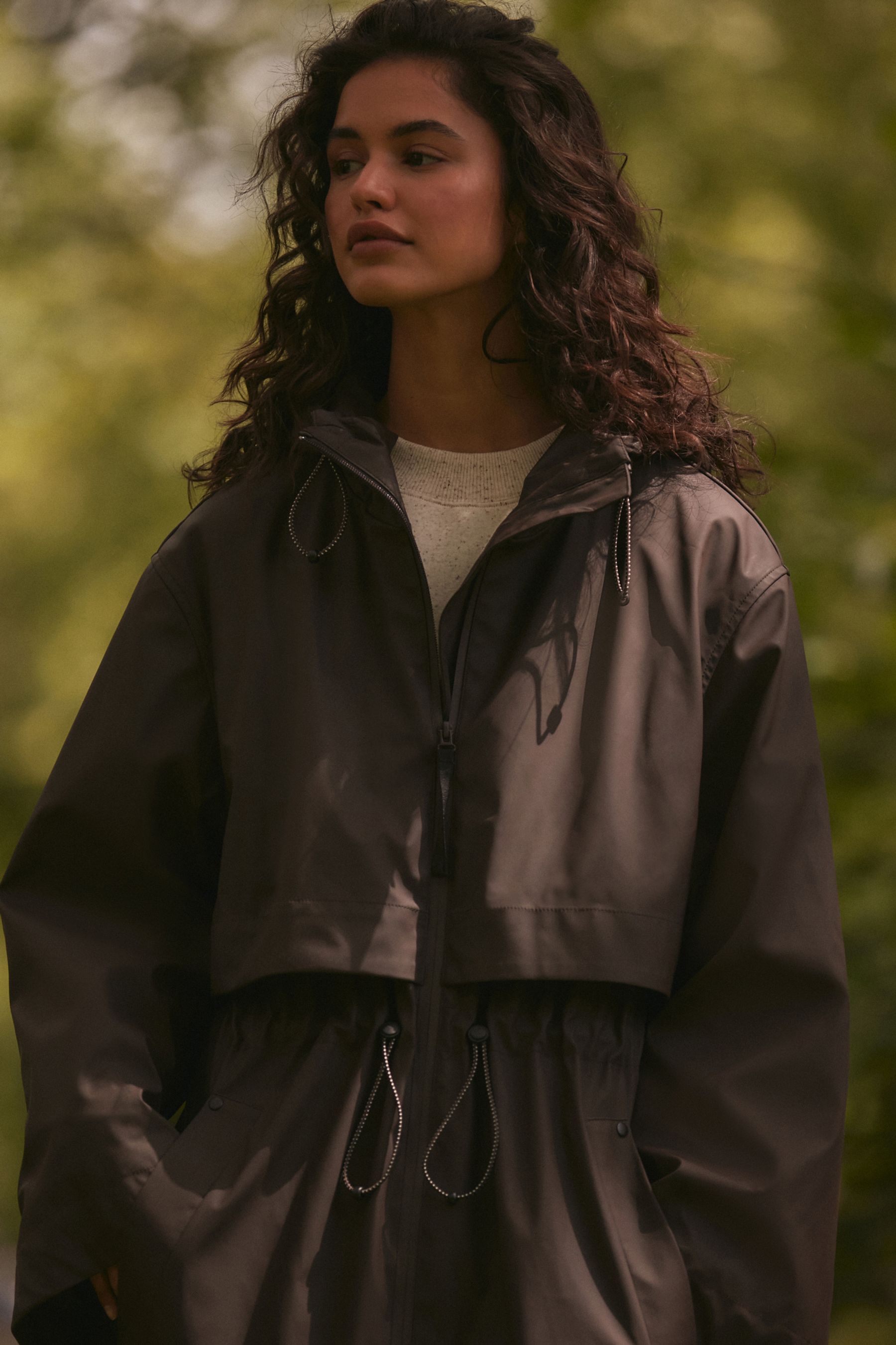 Shower resistant raincoat discount