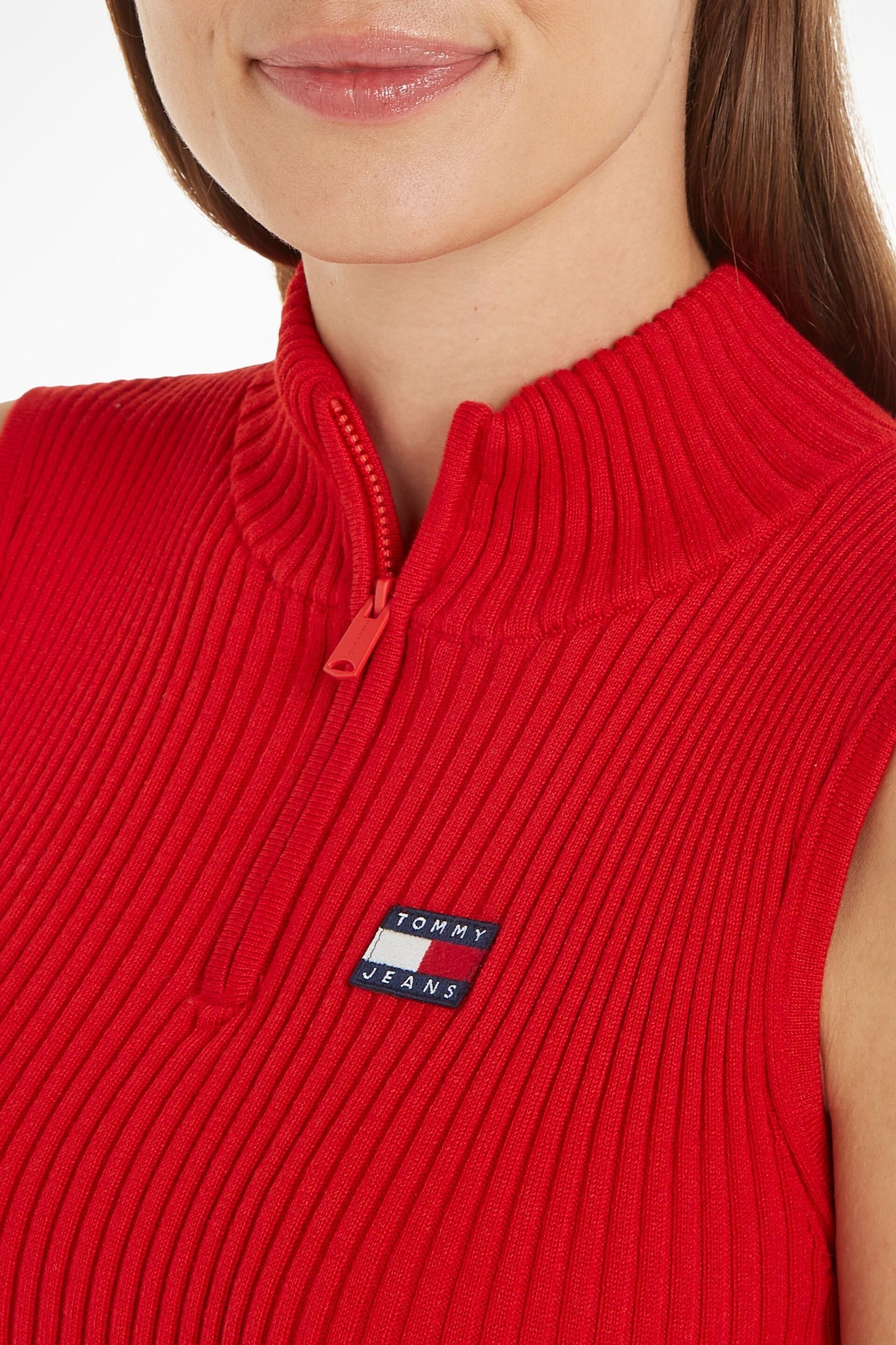 Tommy Jeans Zip Badge Sweater Vest - Image 3 of 6