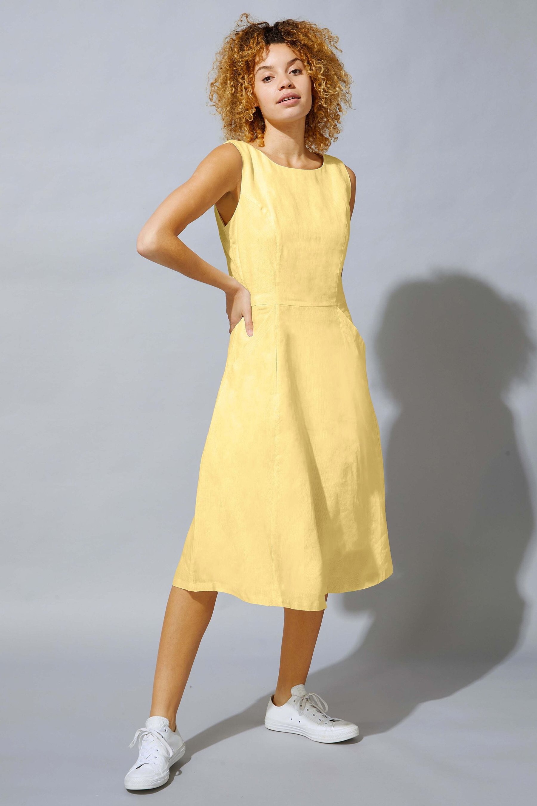 Next pocket dress shop
