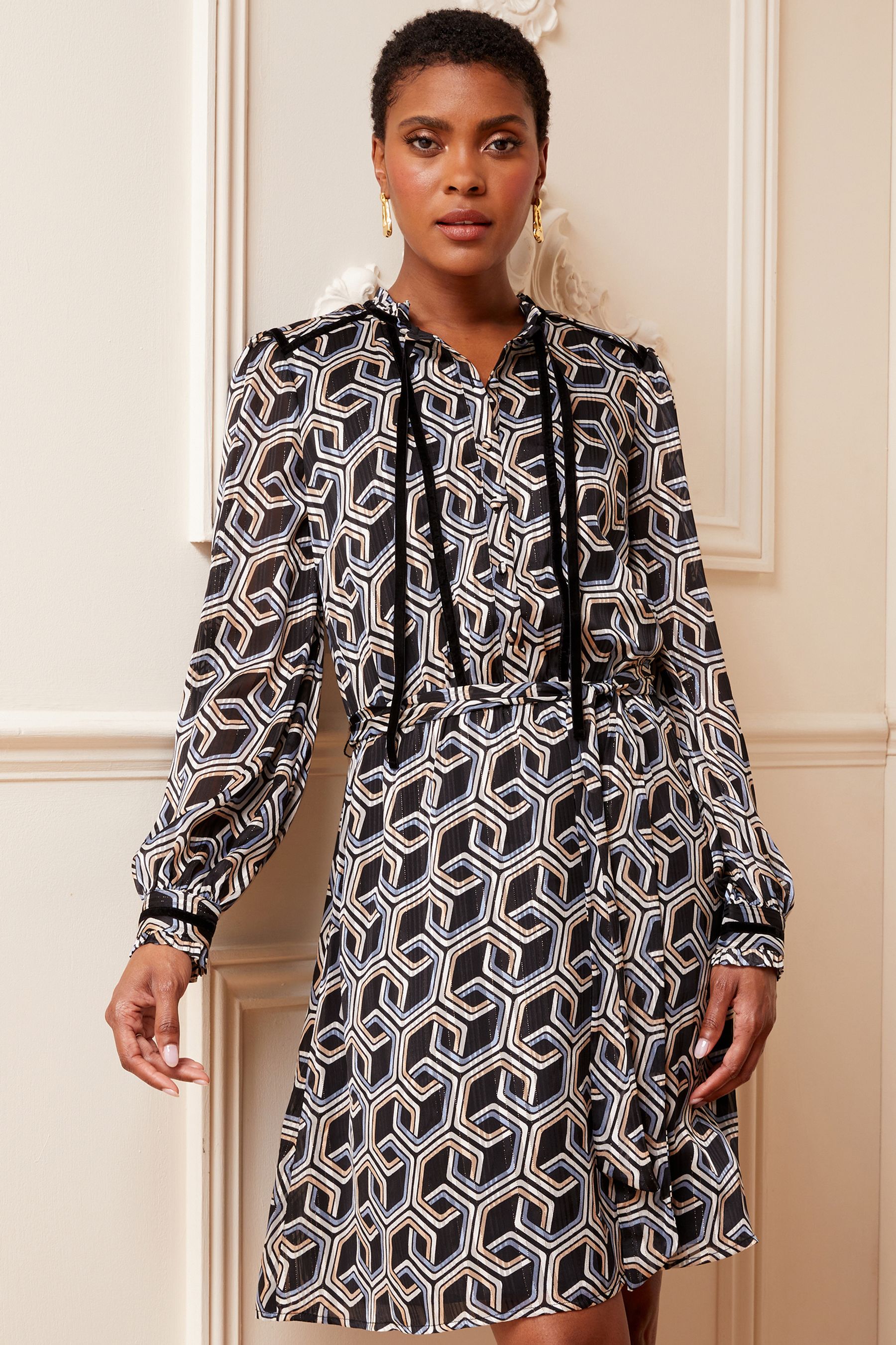 Next geometric dress shop