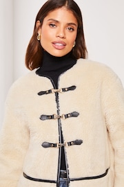 Lipsy Cream Petite Shearling Clasp Detail Jacket - Image 4 of 4