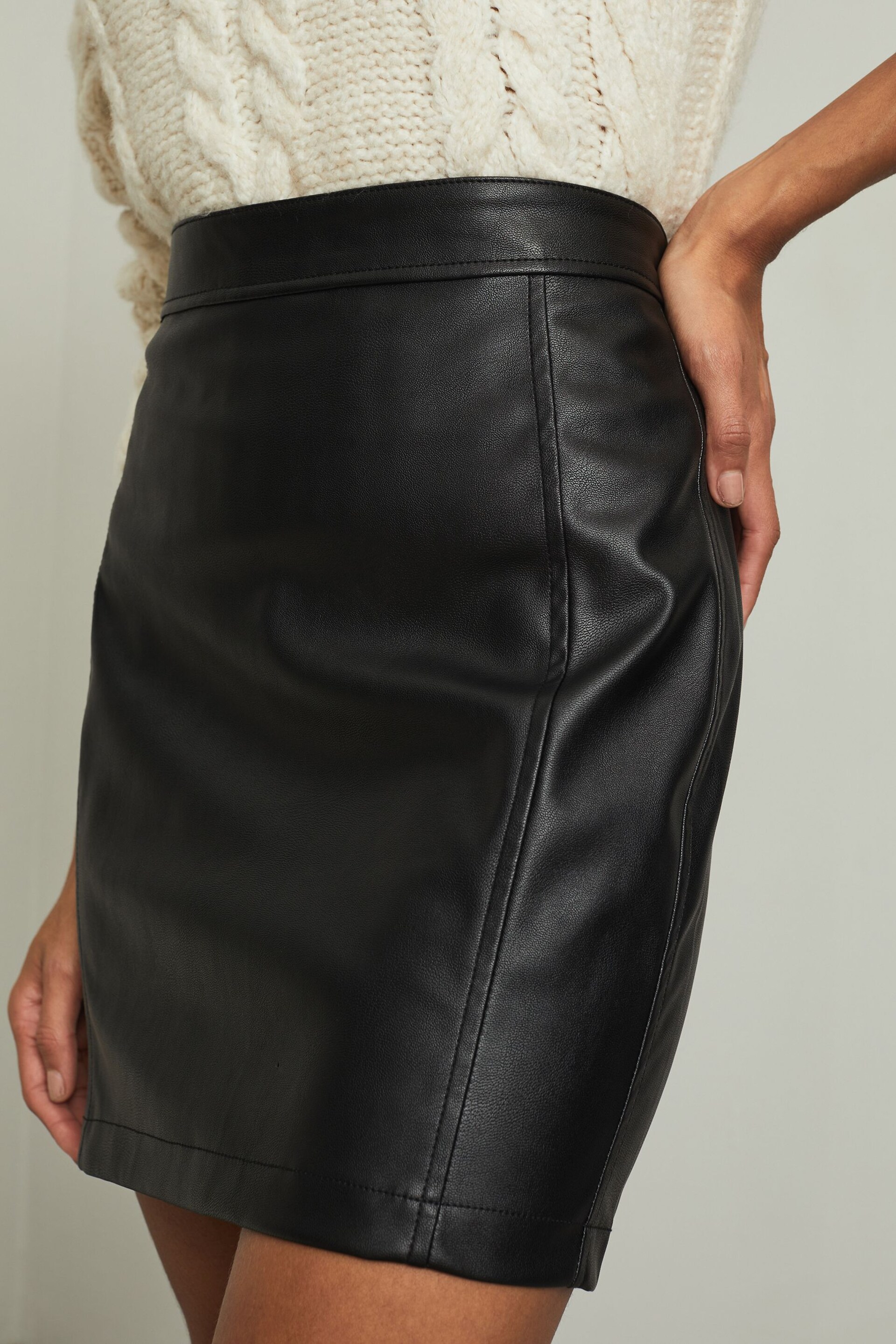 Lipsy Black Faux Leather Mini Skirt - Image 4 of 4