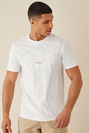 Gap White Logo Short Sleeve Crew Neck T Shirt - Image 1 of 8
