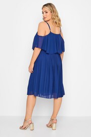 Yours Curve Blue London Pleat Overlay Dress - Image 4 of 5