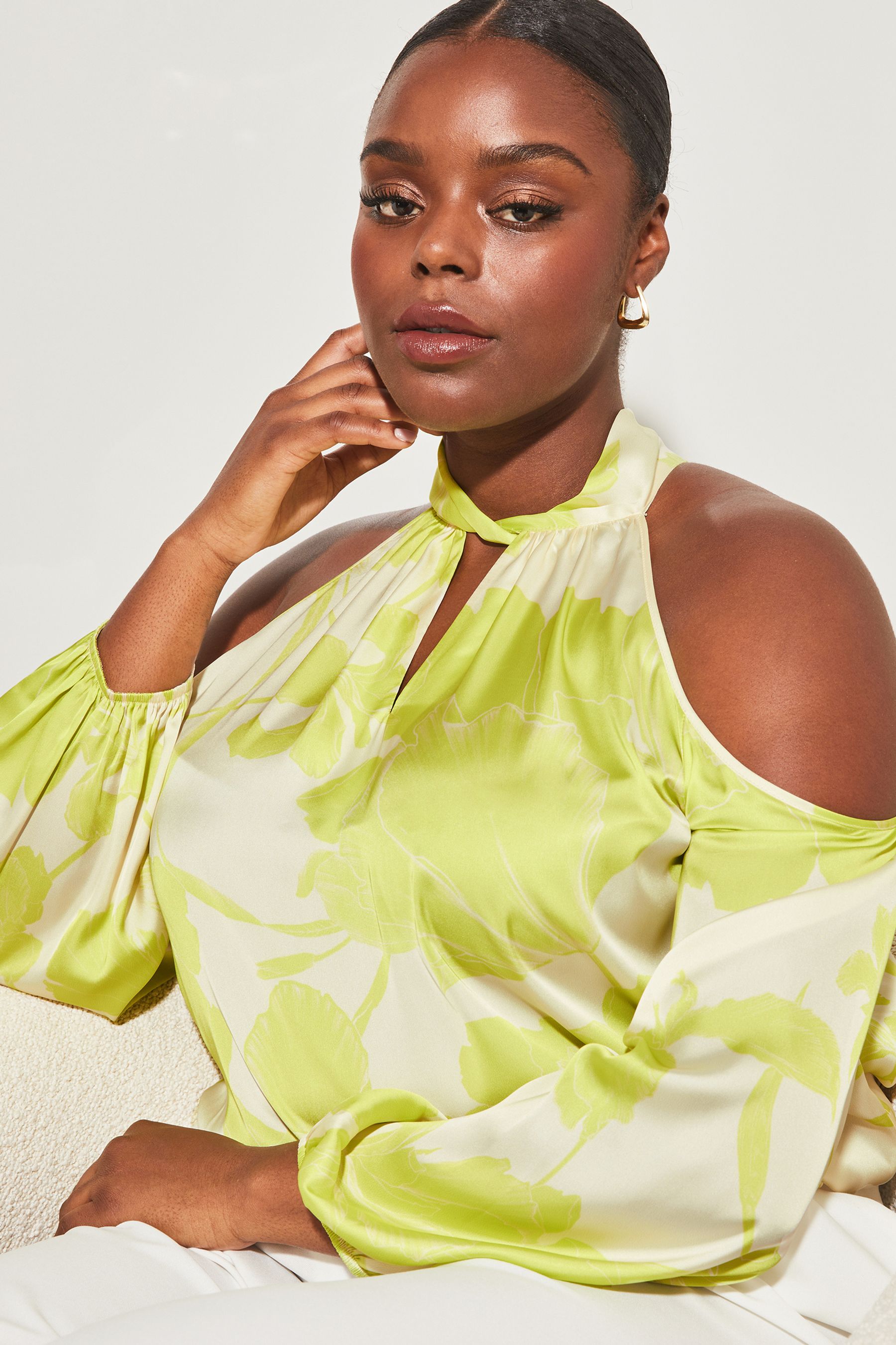 Lipsy cold shoulder top best sale