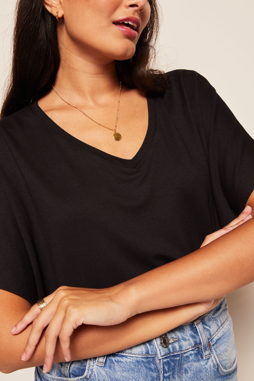 Friends Like These Black Short Sleeve V Neck Tunic Top - Image 3 of 4