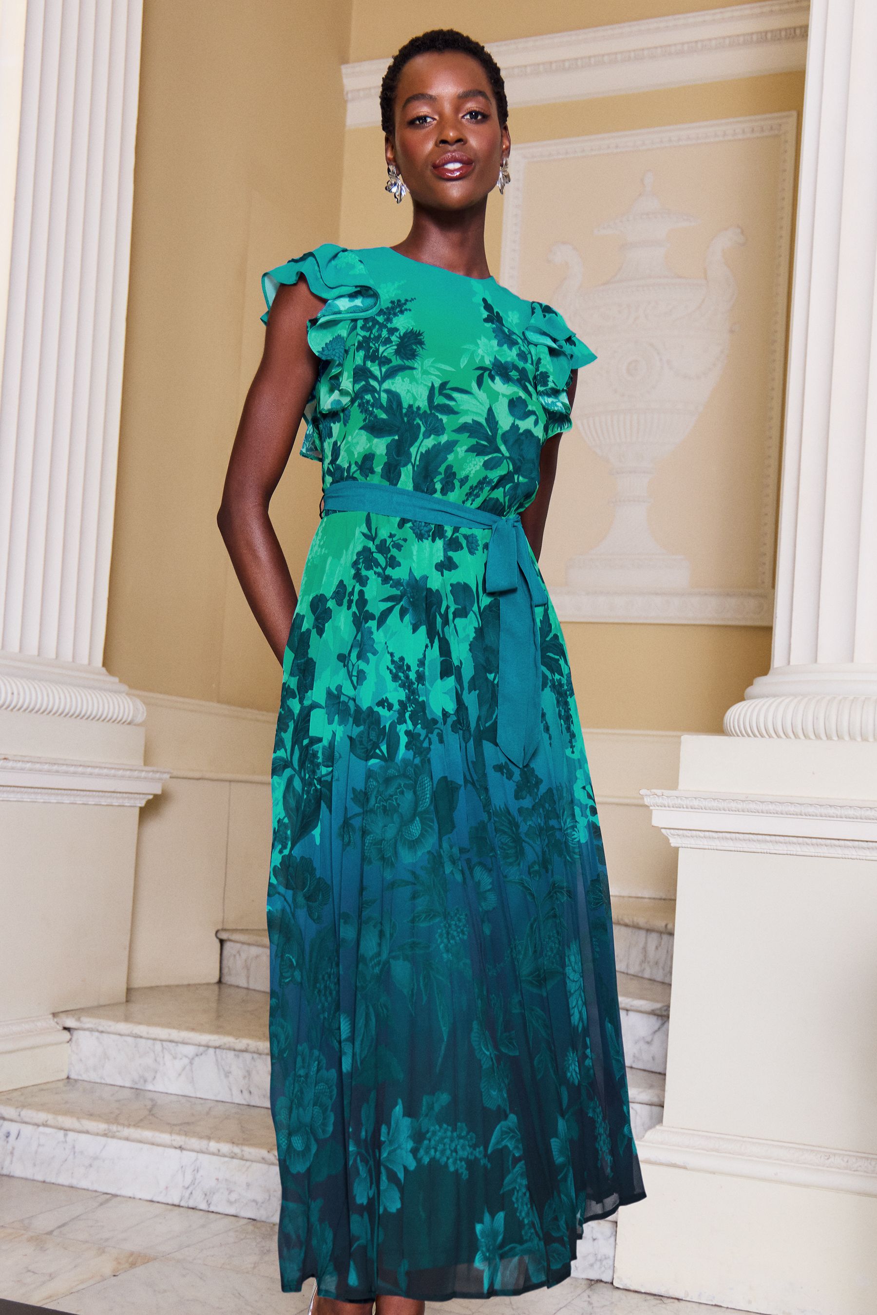 Flutter cap sleeve dress store