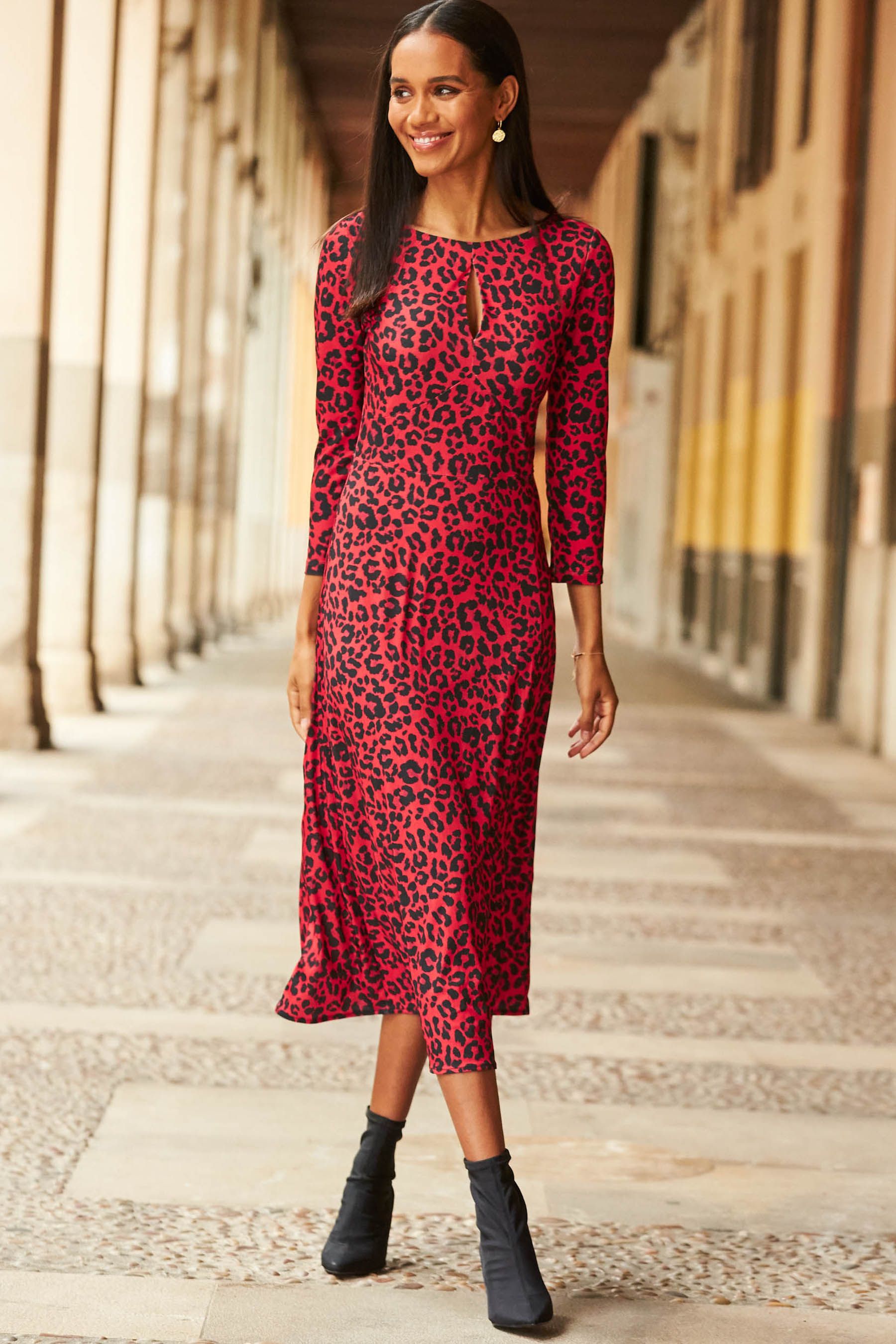 Red fit and flare midi dress clearance