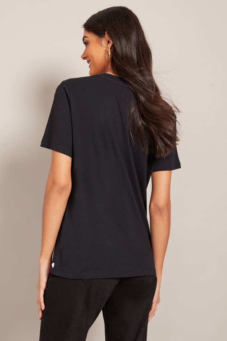 Friends Like These Black Round Neck Heart Embroidered T-Shirt - Image 2 of 4