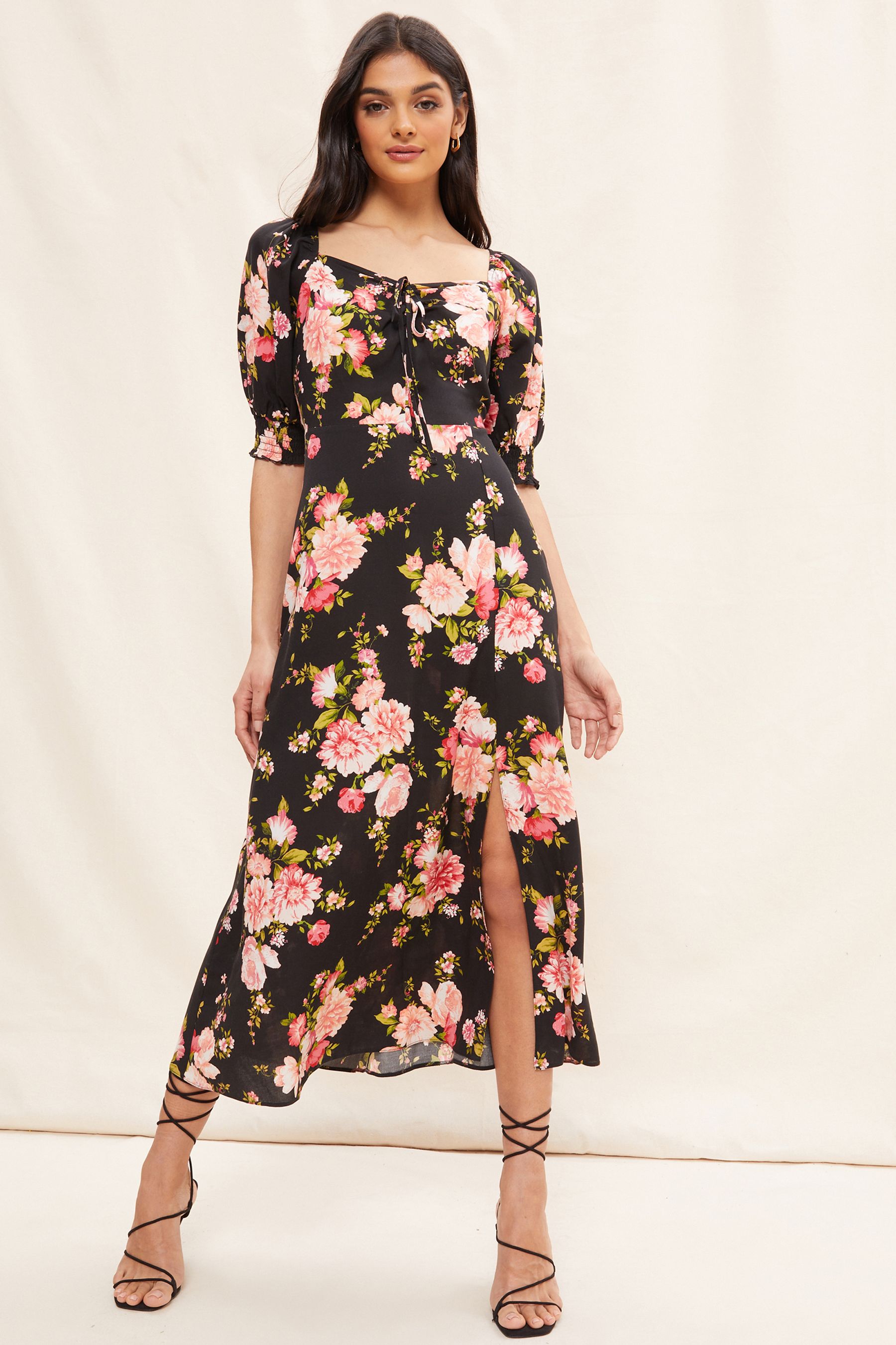 Buy Friends Like These Black Petite Printed Puff Sleeve Sweetheart Midi Dress from Next Luxembourg