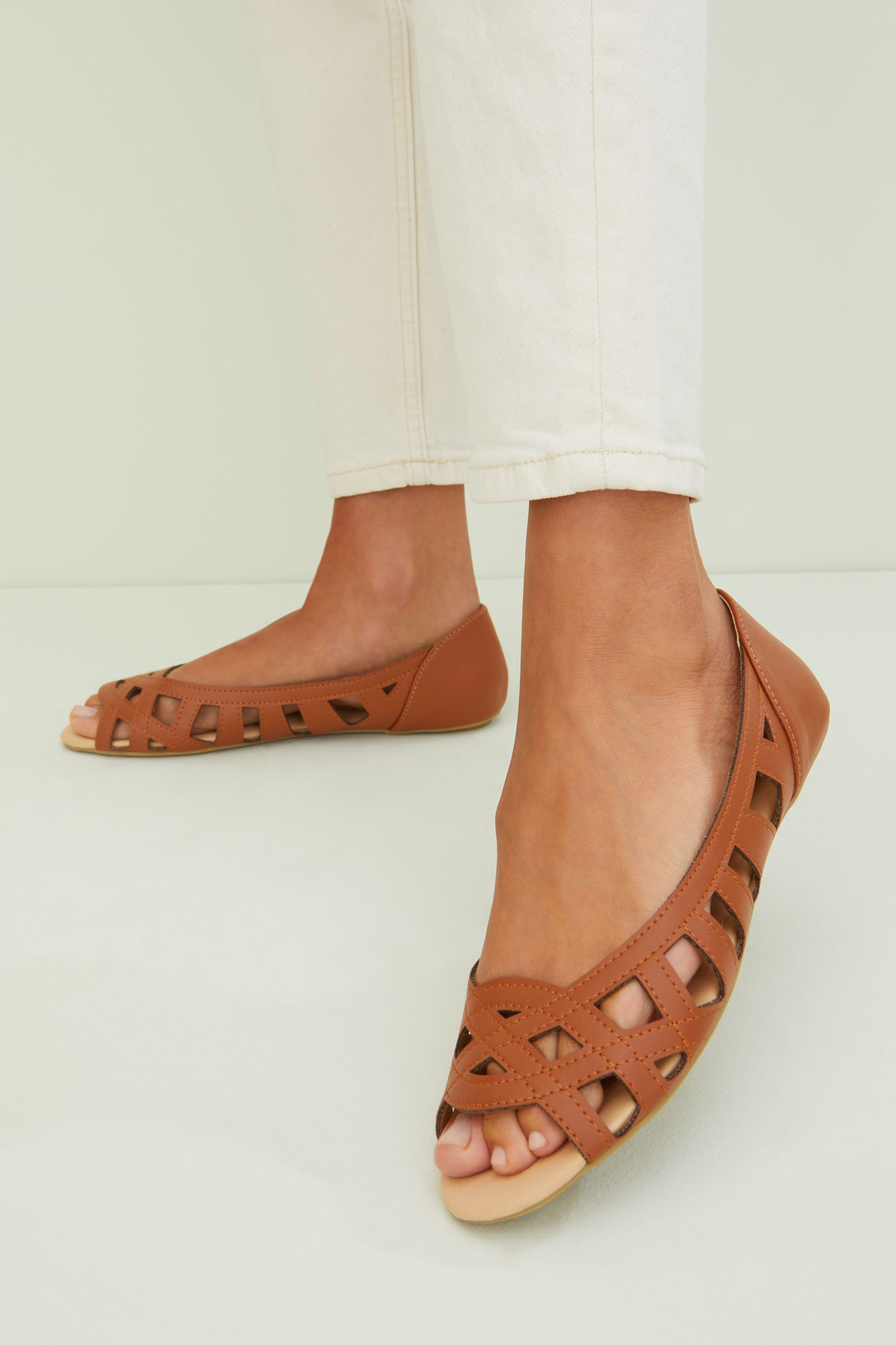 Ballerinas peep toes shop