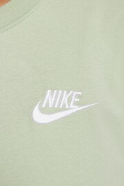 Nike Green Sportswear Club Essentials T-Shirt - Image 4 of 6