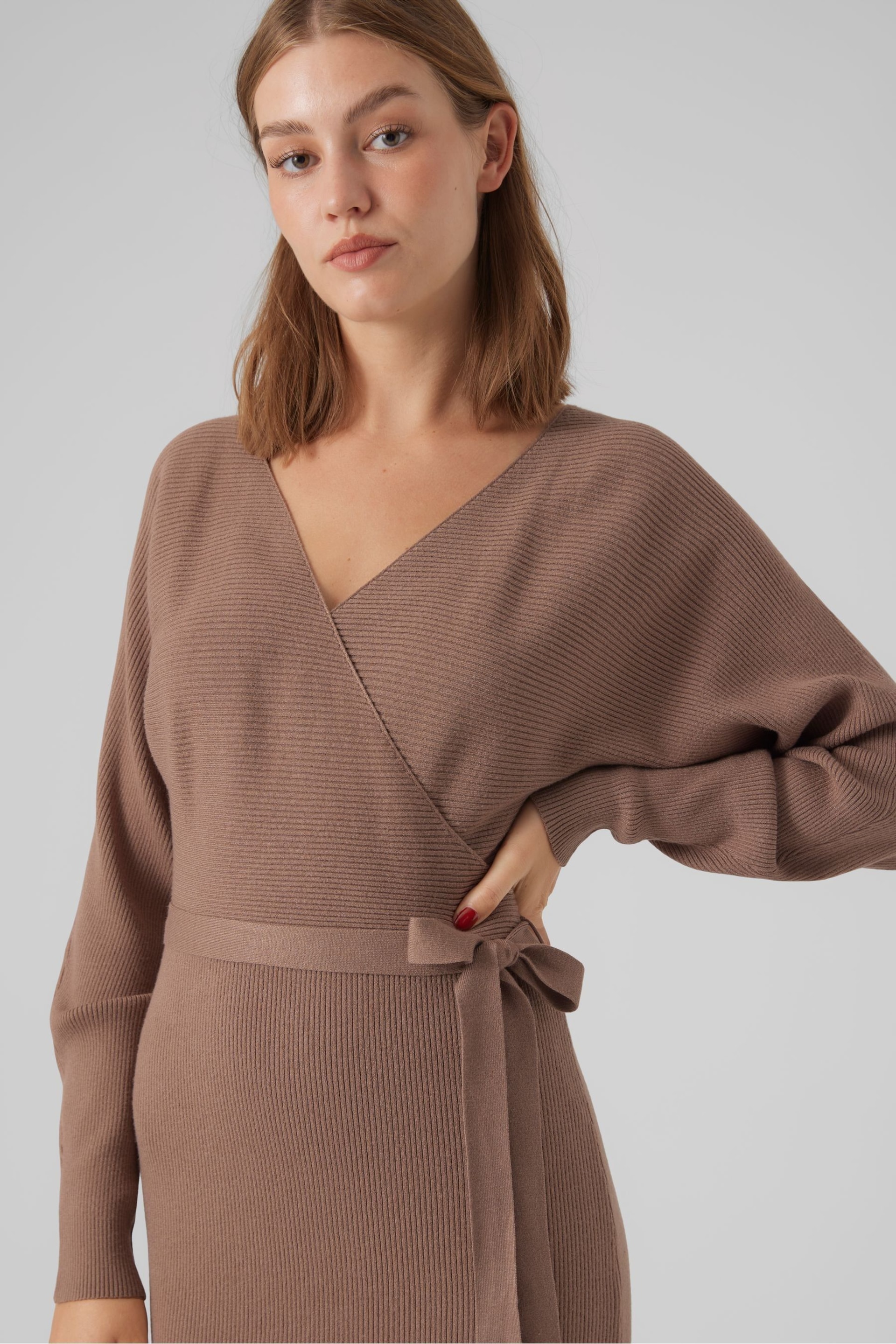 VERO MODA Brown V-Neck Wrap Belted Knitted Dress - Image 4 of 5