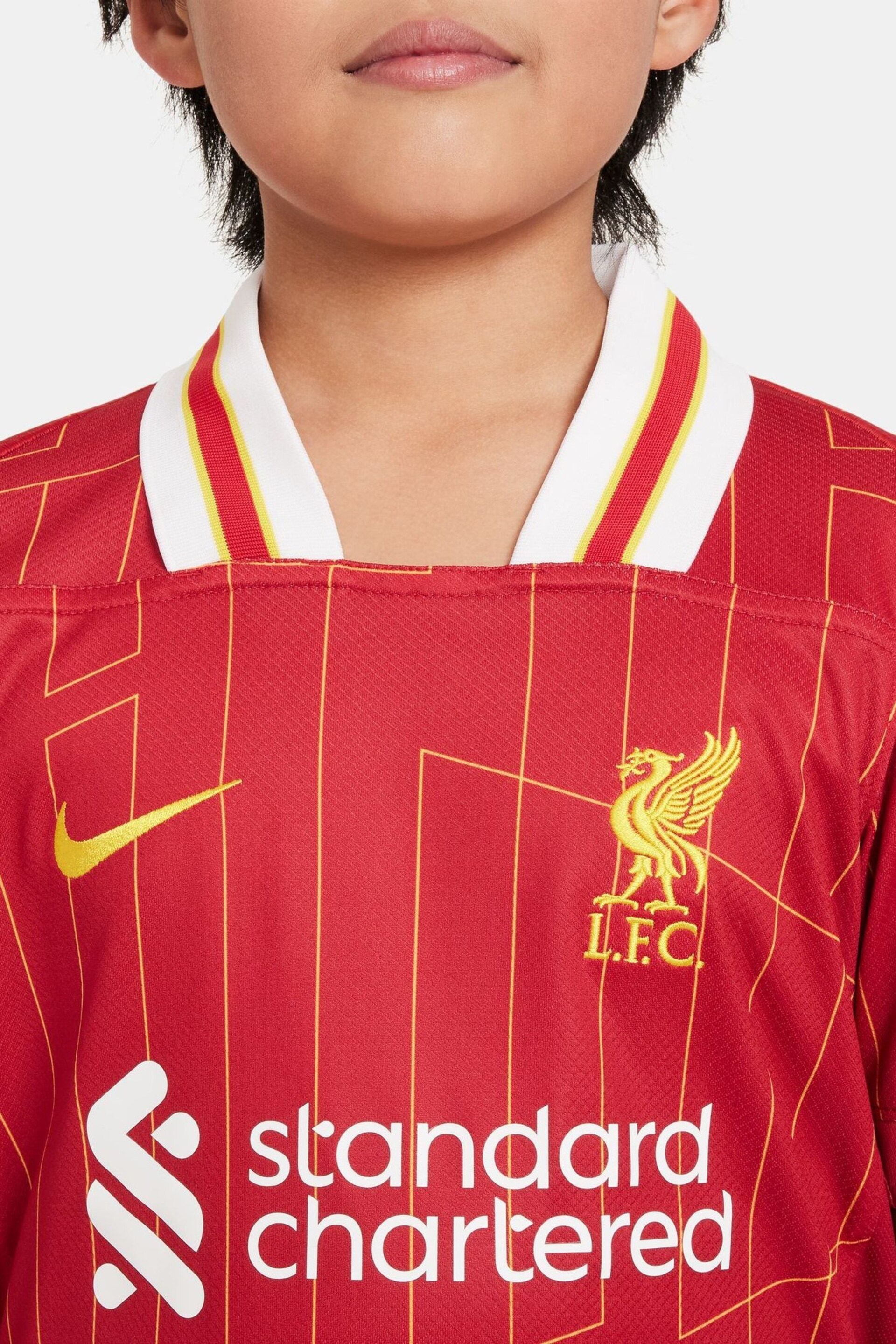 Nike Jr. Liverpool FC Stadium Home Football Shirt - Image 9 of 12