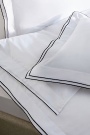 White With Black Edge Collection Luxe 200 Thread Count 100% Egyptian Cotton Percale Duvet Cover And Pillowcase Set - Image 3 of 4