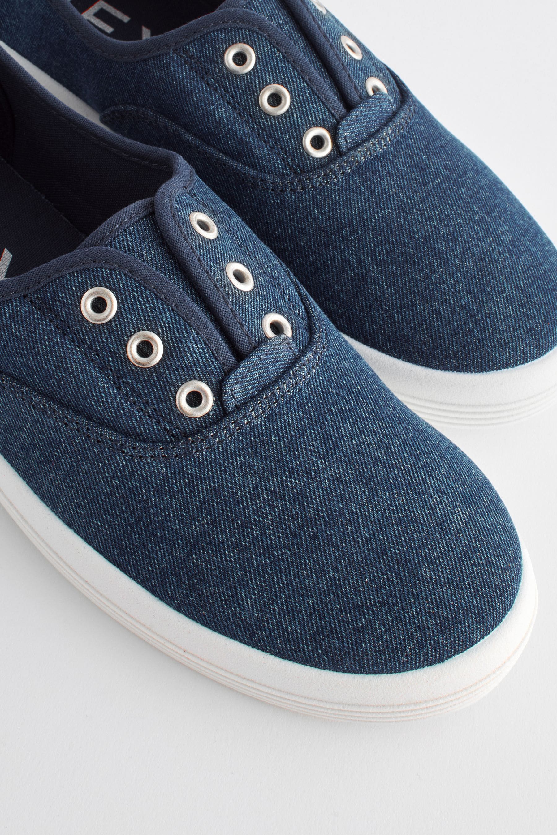 Old navy canvas slip ons online