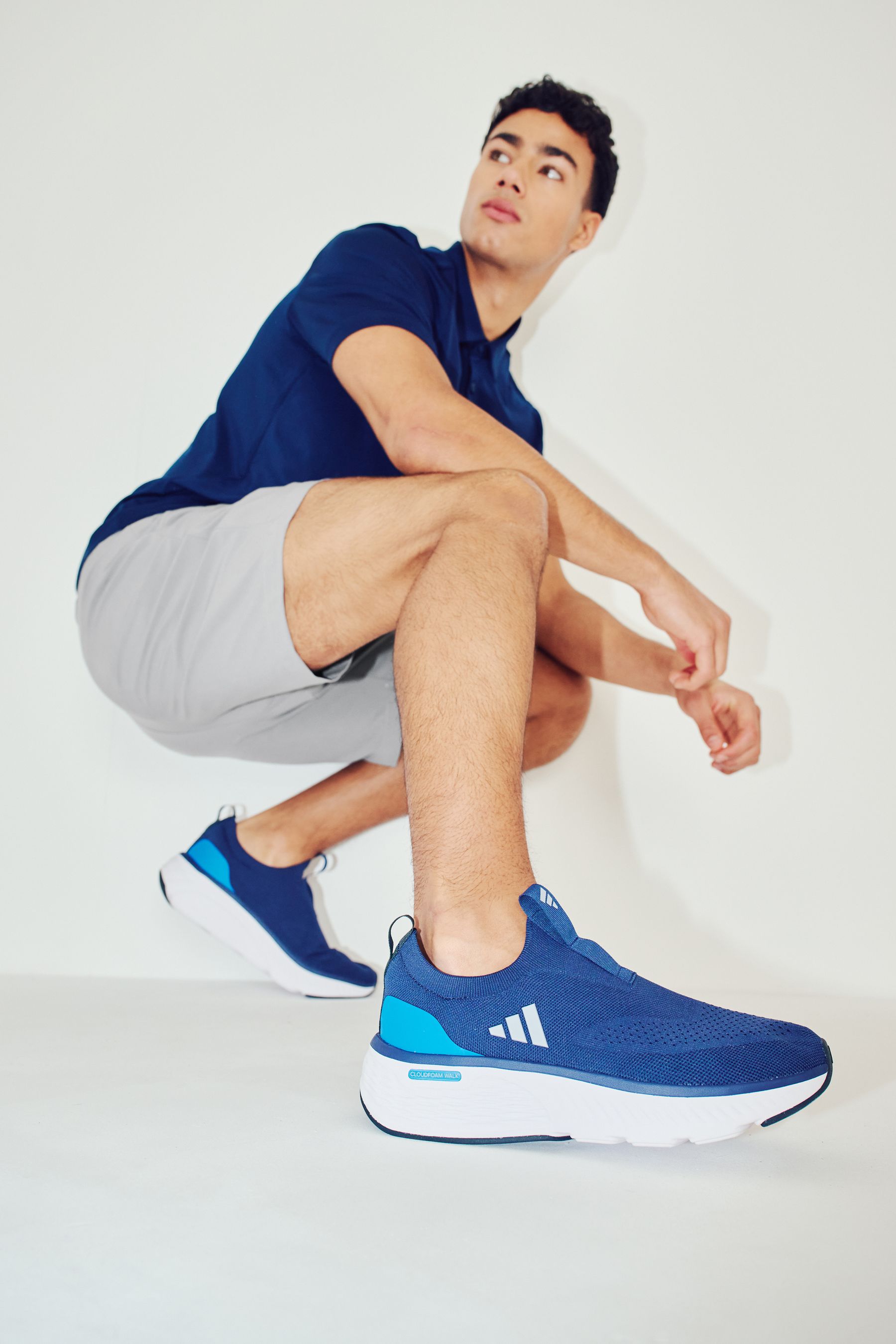 Kaufe Sie Schwarz Marineblau adidas Cloudfoam Go Sock Sneaker bei Next Deutschland