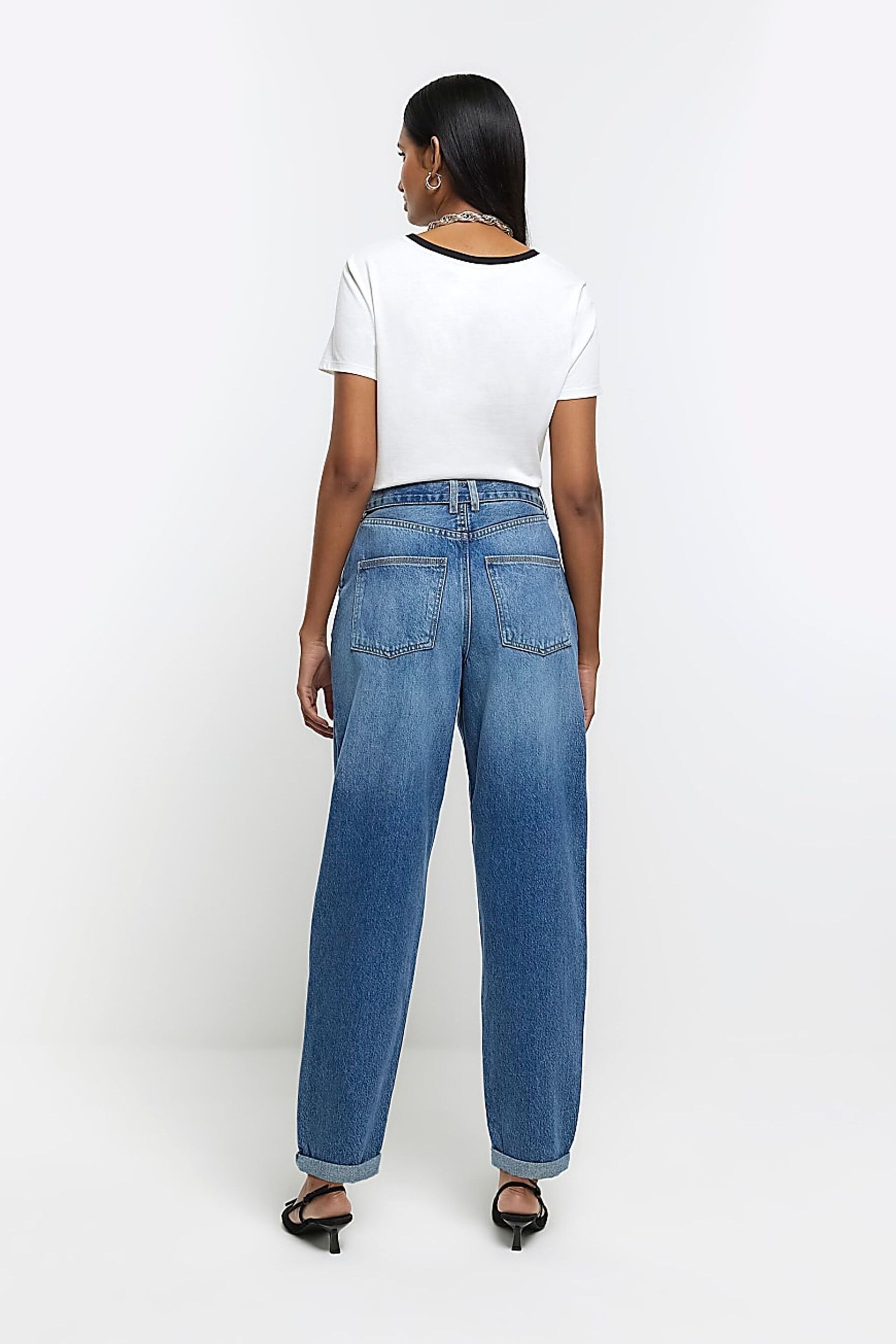 River Island Blue High Rise Relaxed Pleated Barrel Belted Jeans - Image 2 of 6