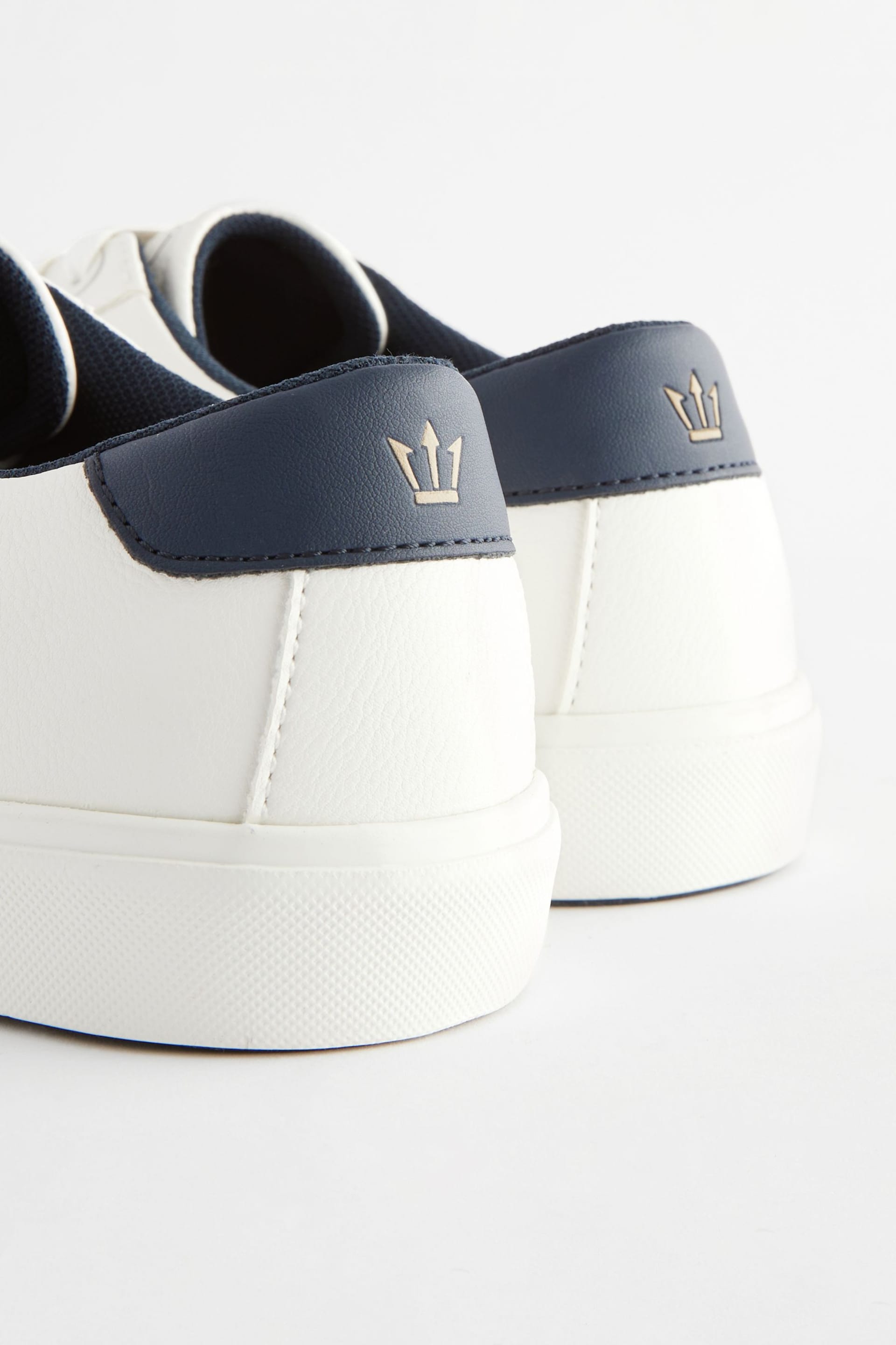 White Side Stripe Trainers - Image 5 of 6