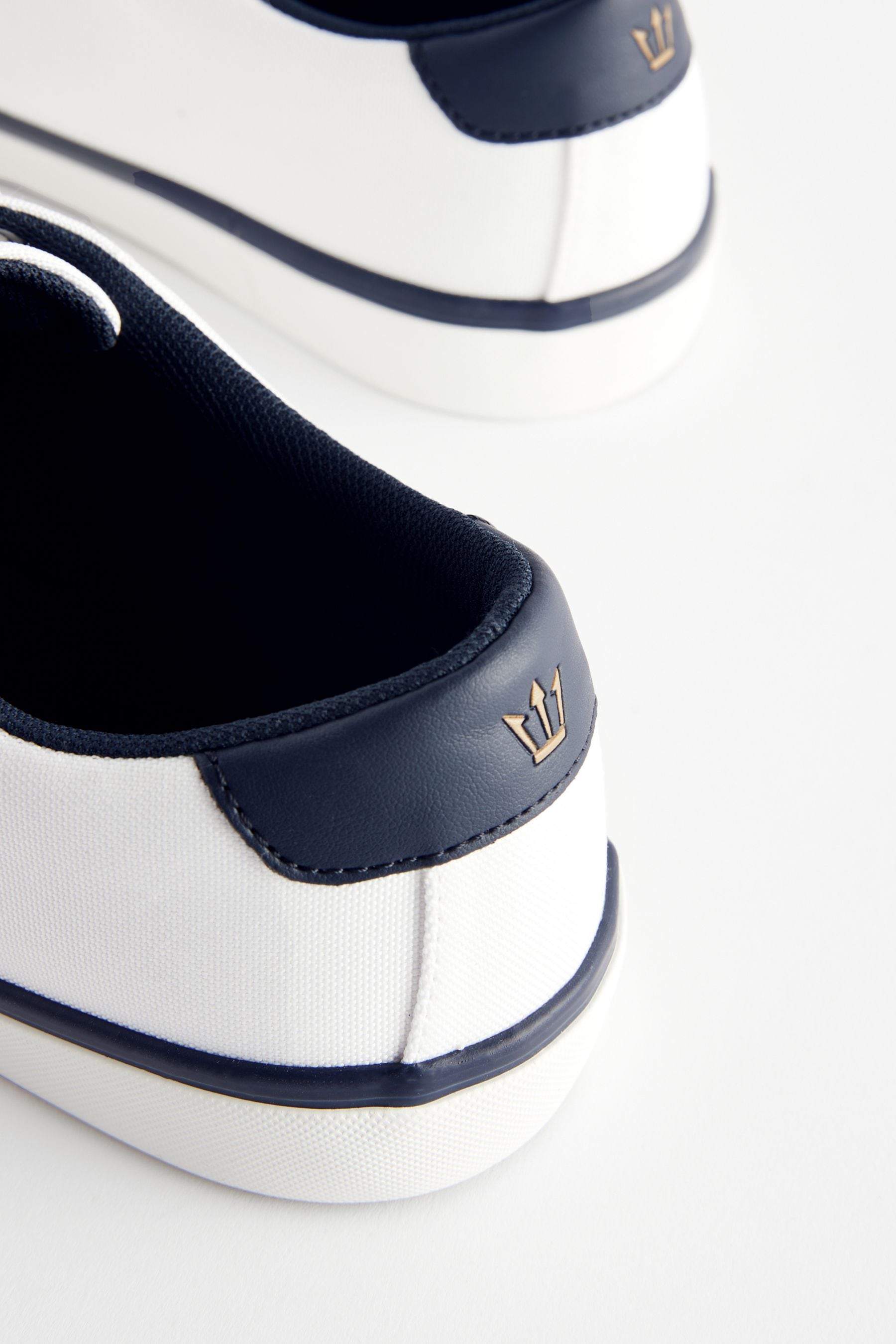Next canvas trainers sales