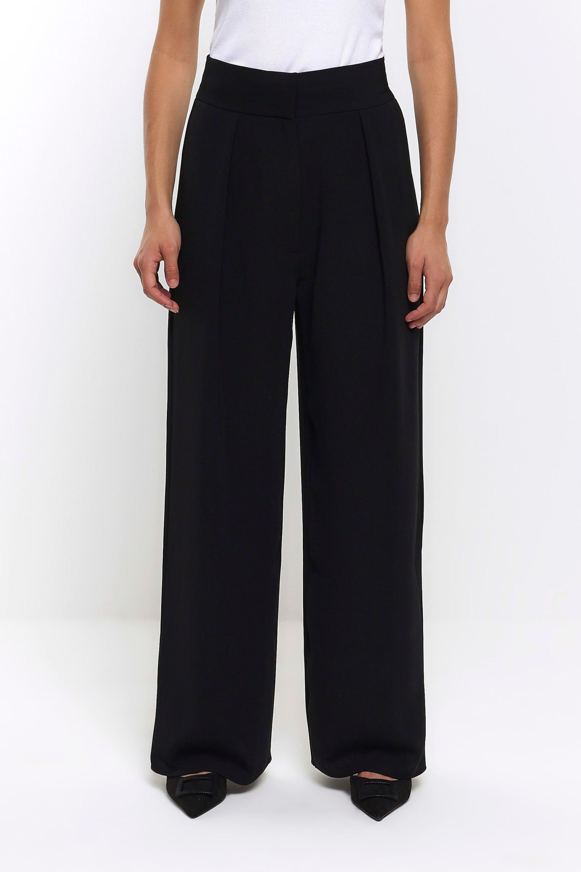 River Island Black Wide Leg Pleated Trousers - Image 4 of 5