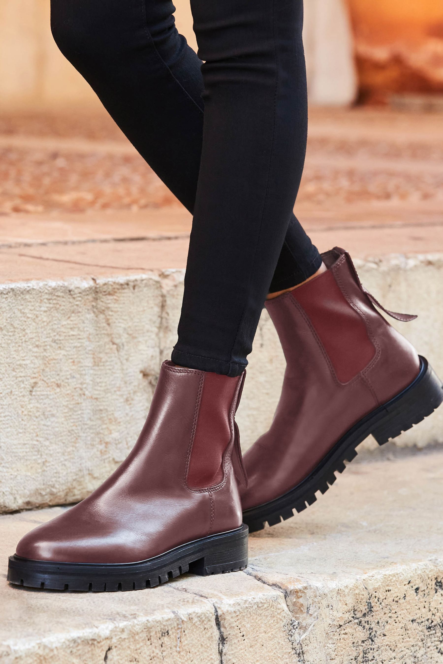 Red leather chelsea boots deals