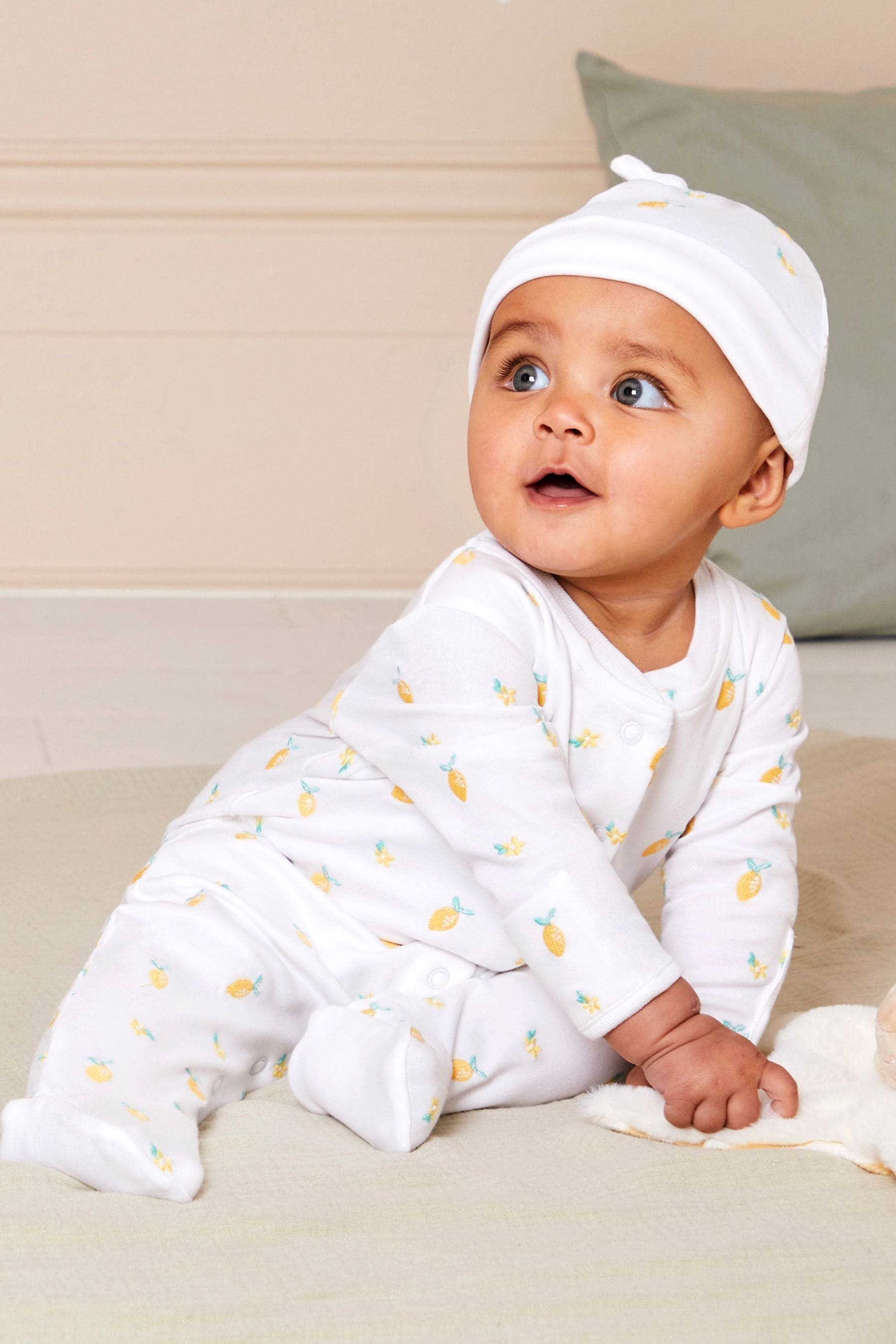 Baby hat online shop new arrivals