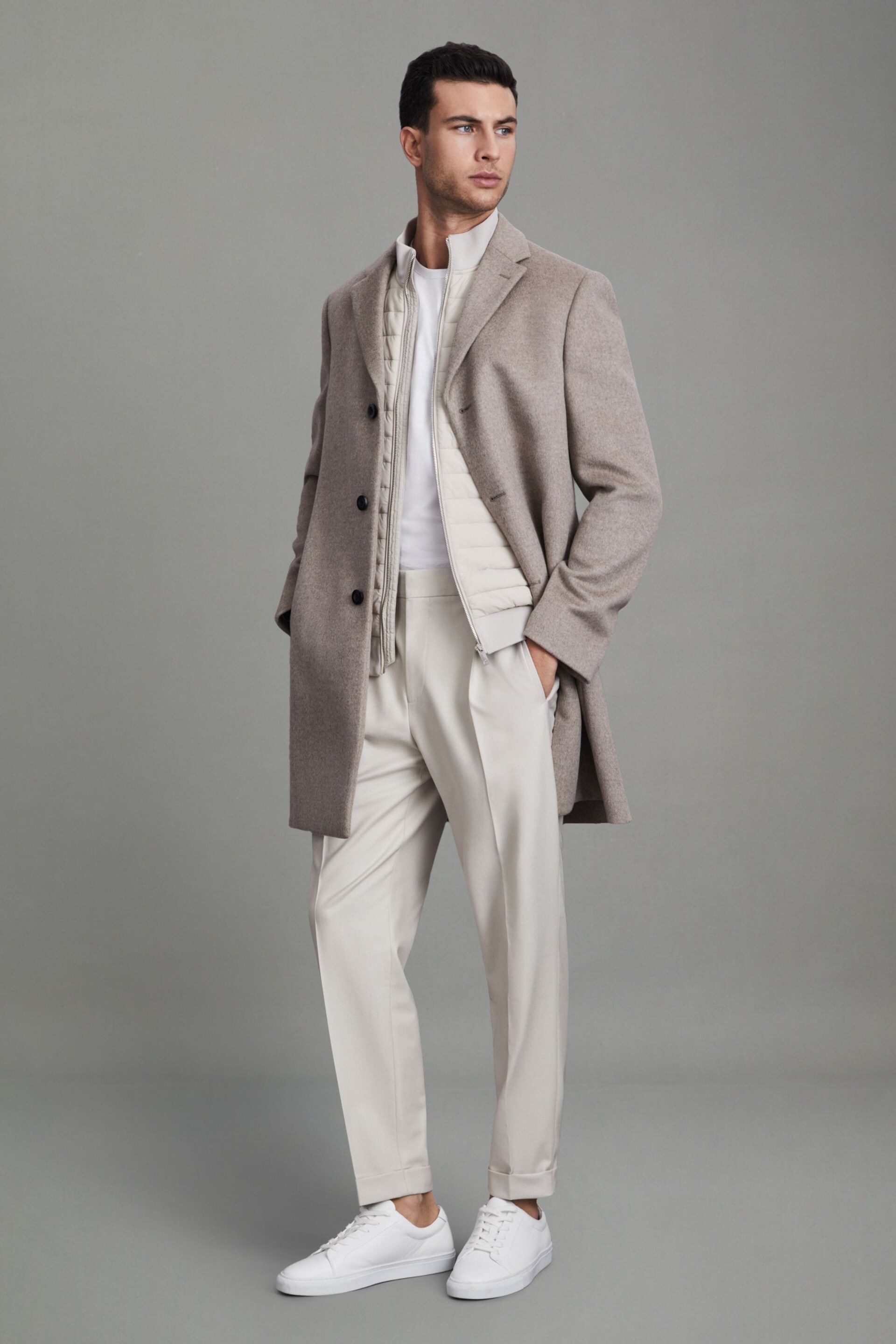 Reiss Stone Brighton Relaxed Drawstring Trousers with Turn-Ups - Image 3 of 5