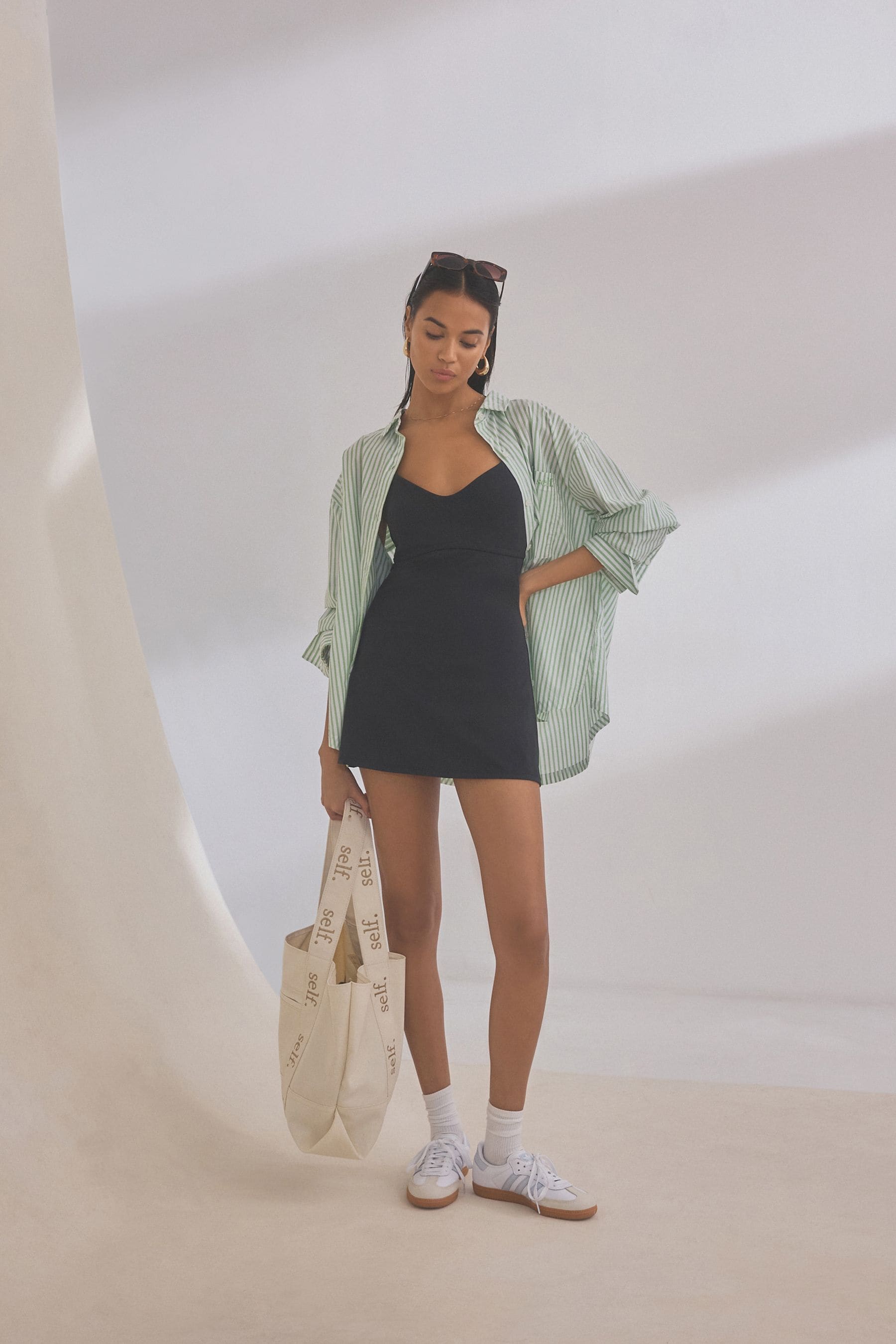 Sports dress online clearance