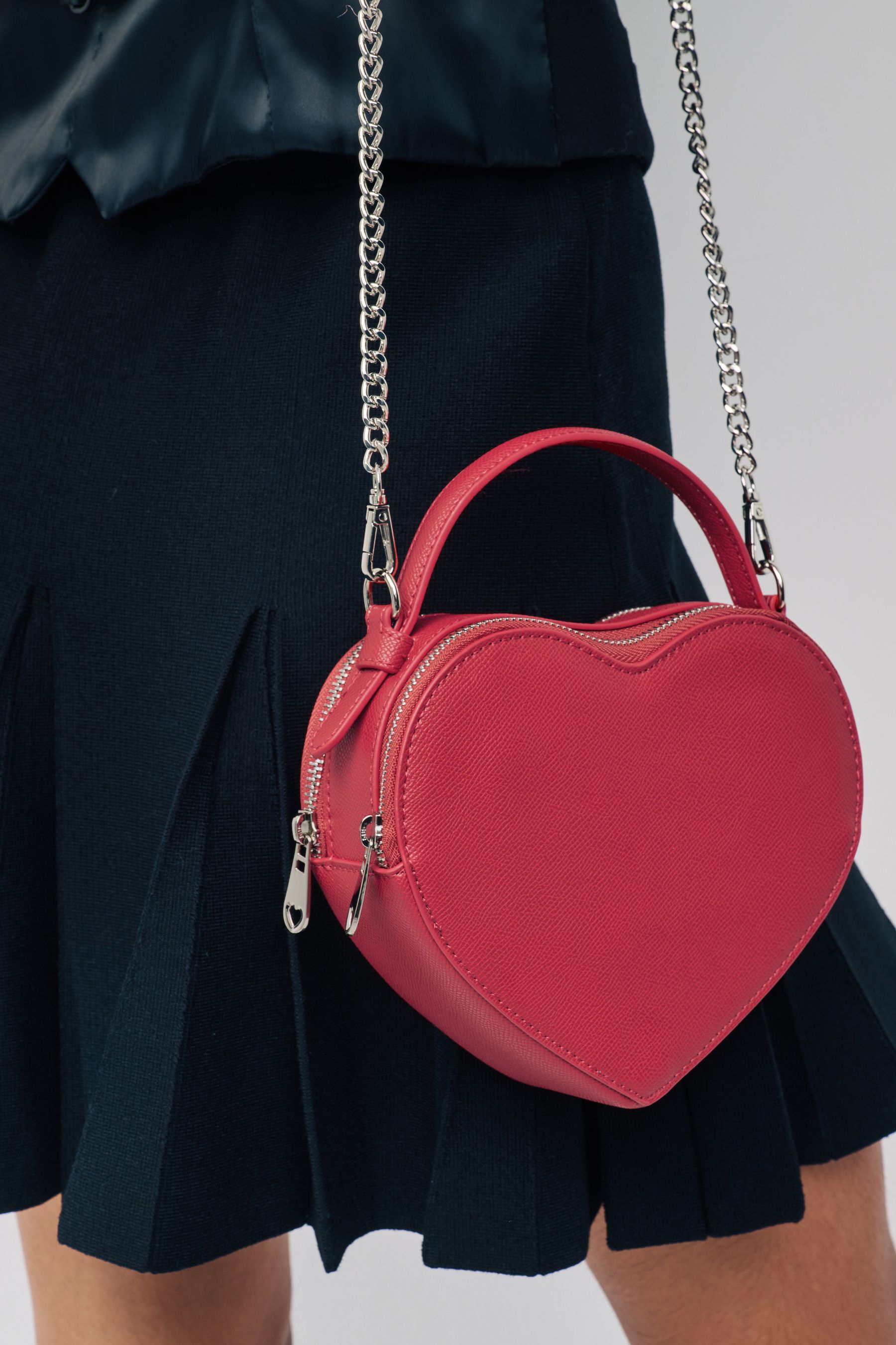 Heart cross body bag shop