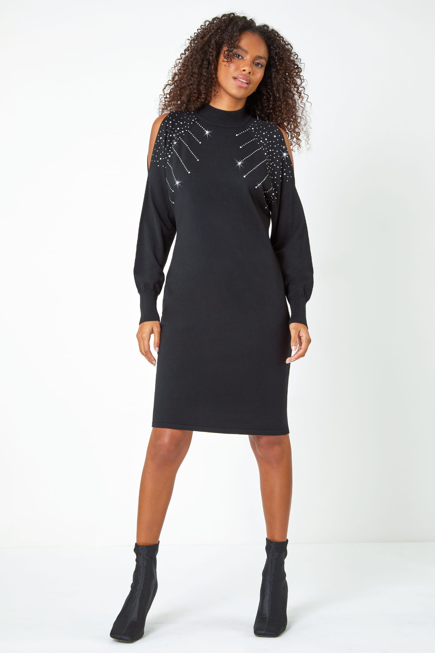 Roman black dress store
