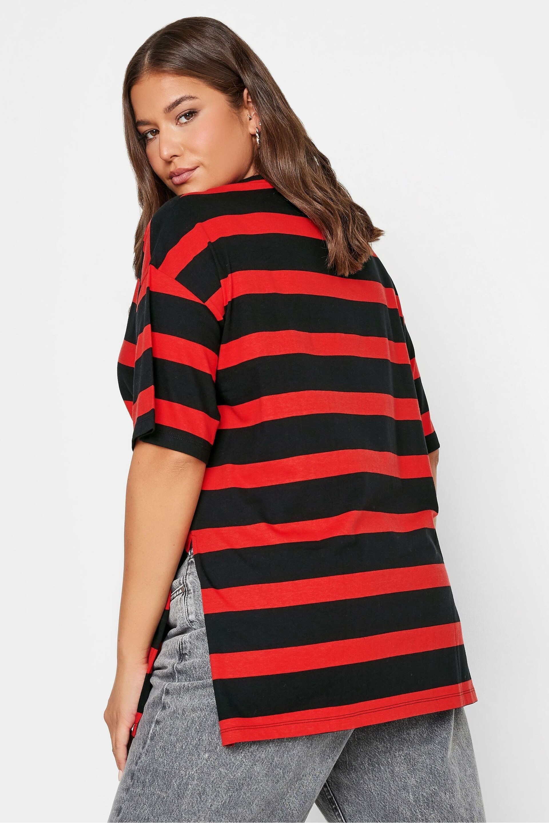 Yours Curve Red Oversized T-Shirt With Jumbo Stripe - Image 2 of 5