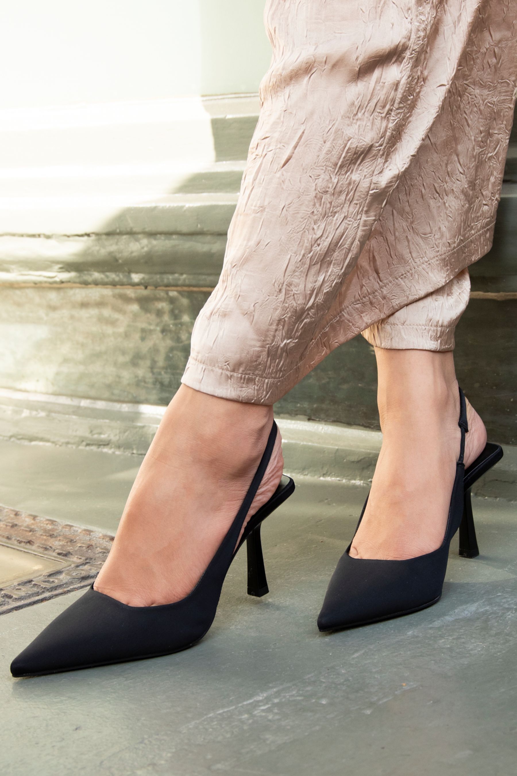 Matte black heels discount