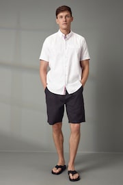 White Textured Trimmed Short Sleeve Shirt - Image 3 of 7