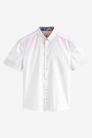 White Textured Trimmed Short Sleeve Shirt - Image 8 of 10
