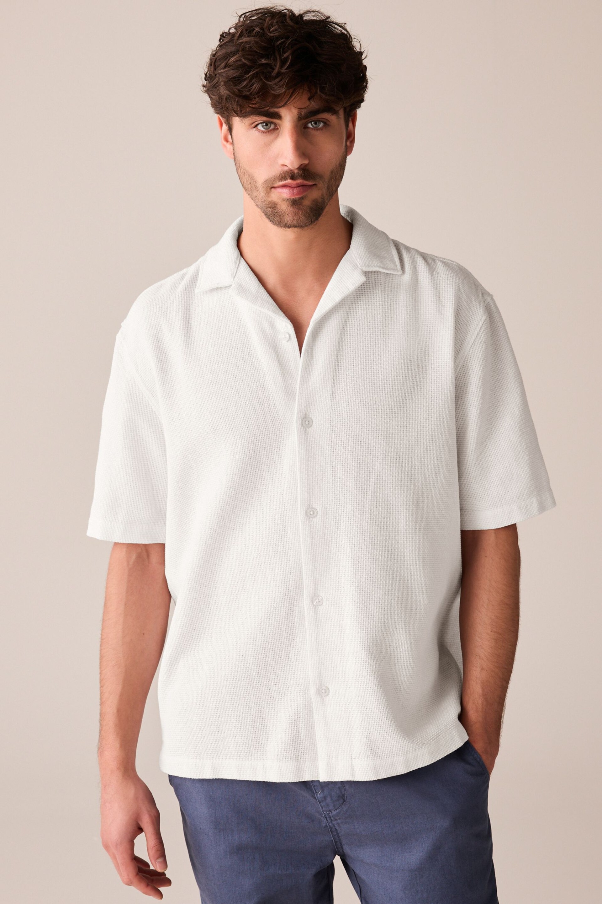 White Textured Short Sleeve Cuban Collar Shirt - Image 4 of 8