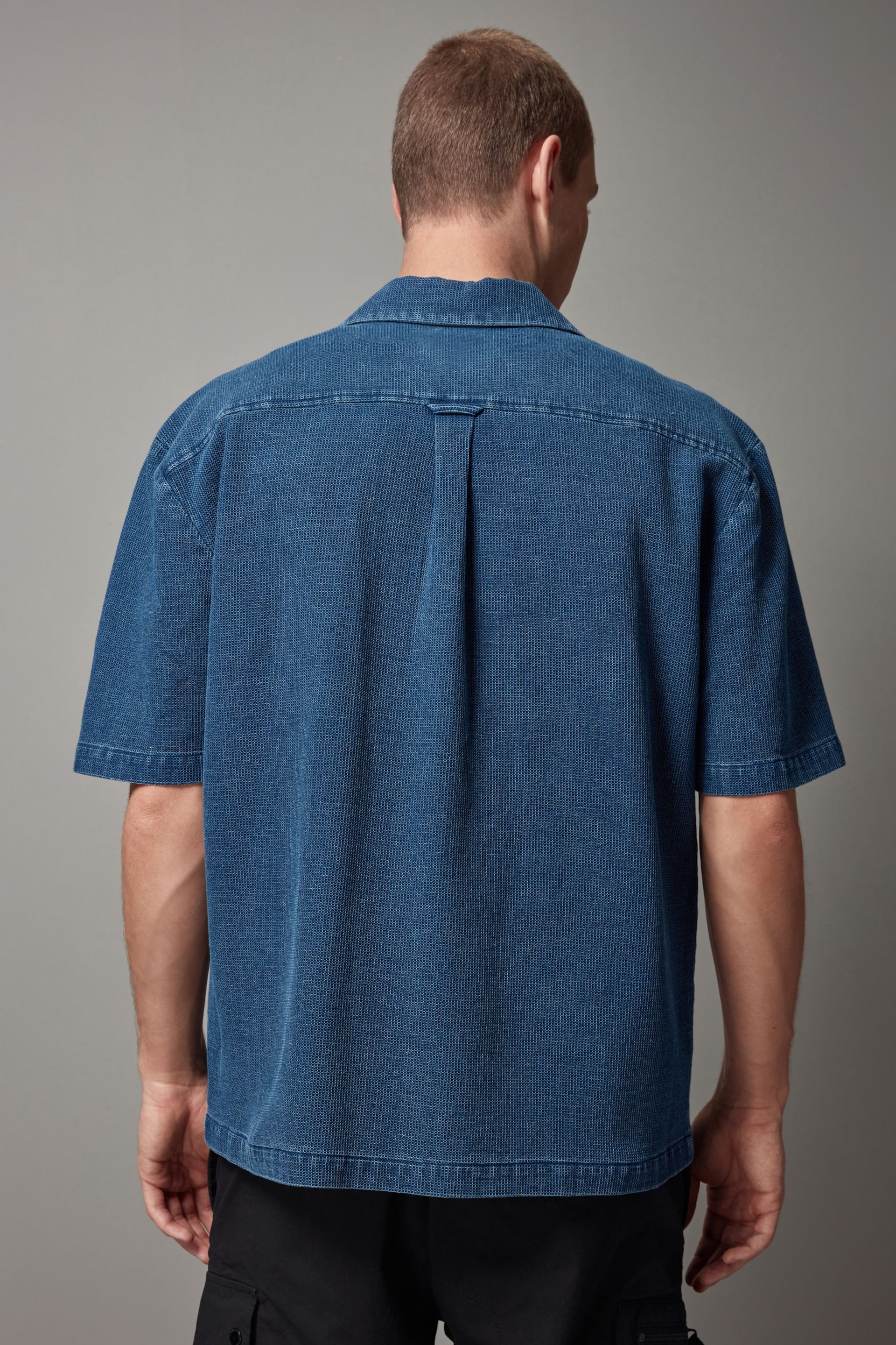 Blue Denim Twin Pocket Short Sleeve Shirt - Image 3 of 3