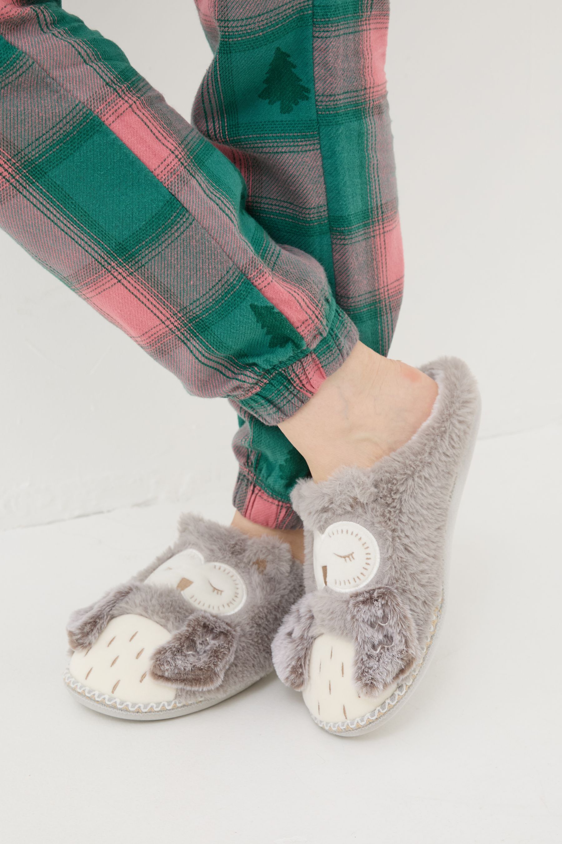 Womens owl slippers discount
