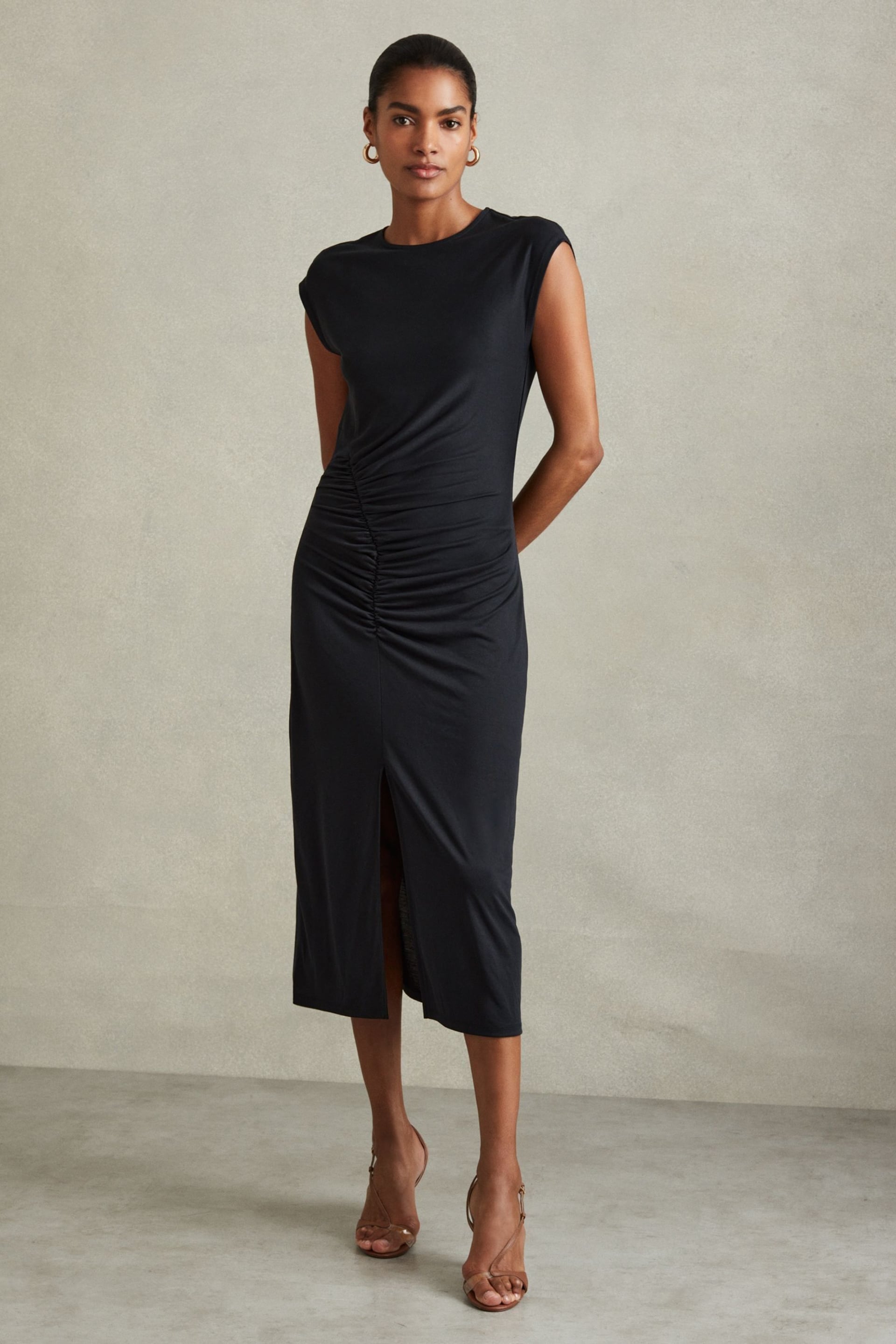 Reiss Charcoal Lenara Ruche Front Capped Sleeve Jersey Midi Dress - Image 1 of 5