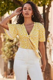 Sosandar Yellow Print Ruched Detail Tie Neck Jersey Top - Image 4 of 5