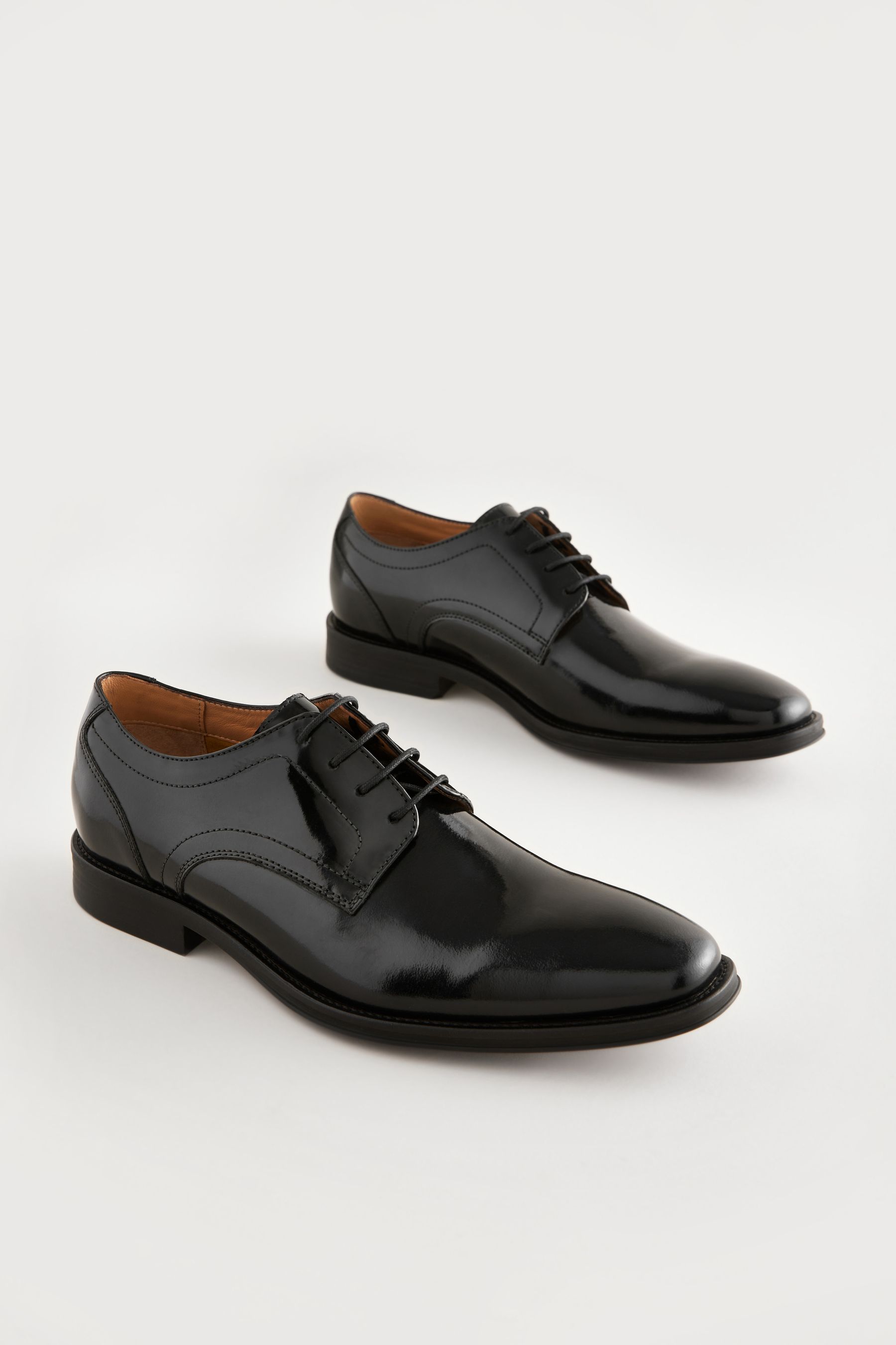 Square toe derby shoes online