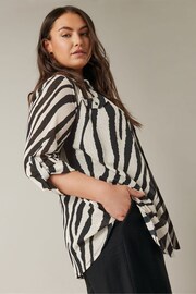 EVANS Curve Black & White Zebra Markings Tab Sleeve Blouse - Image 4 of 5